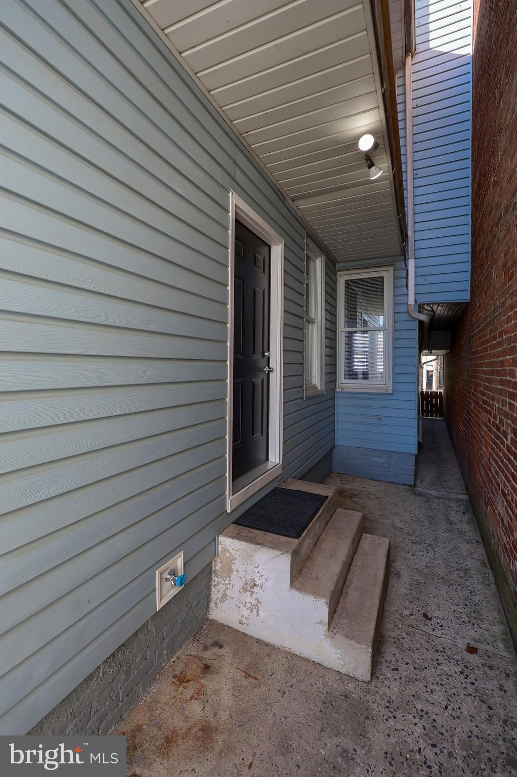 WEST END - Residential