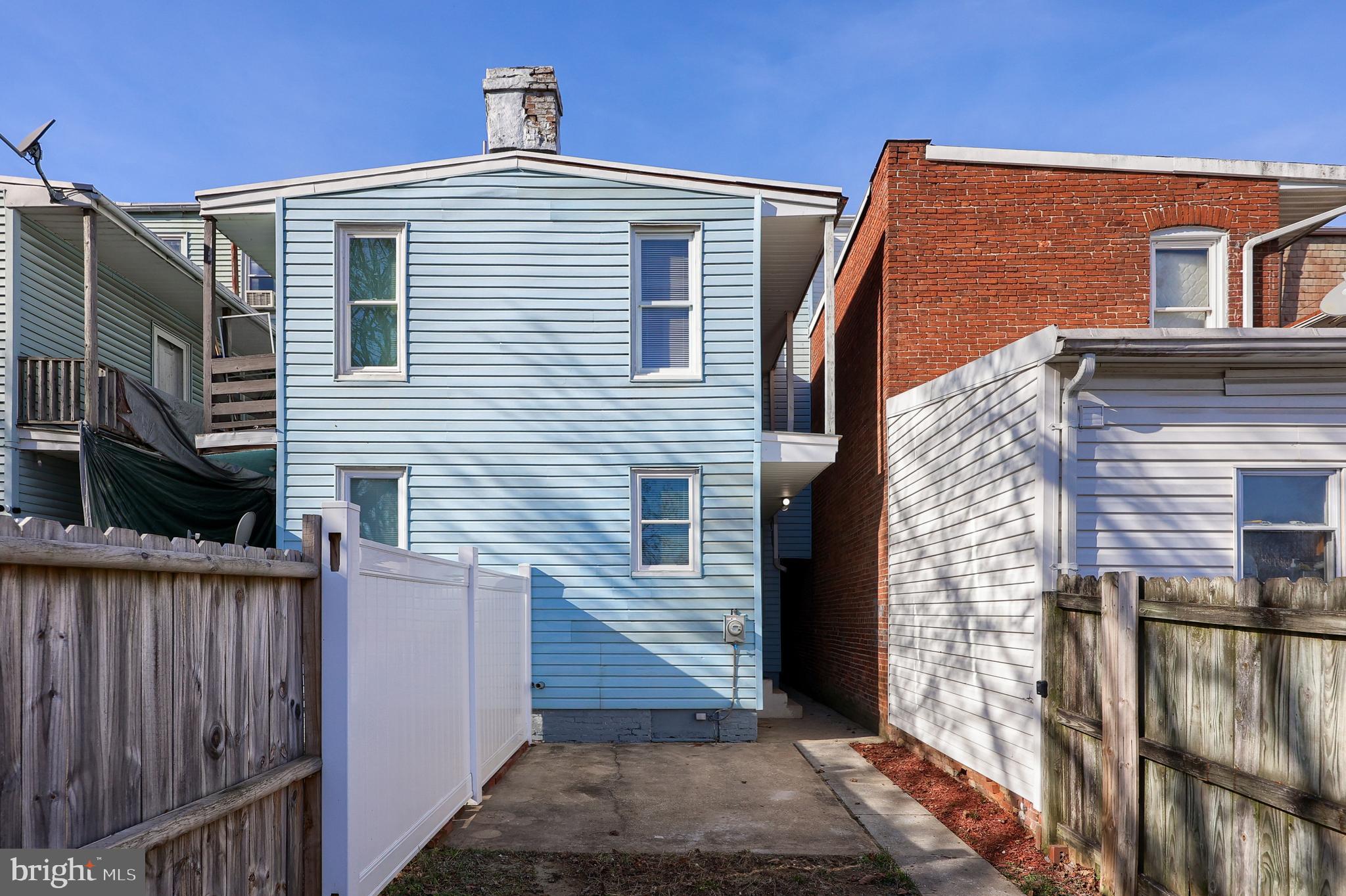 WEST END - Residential