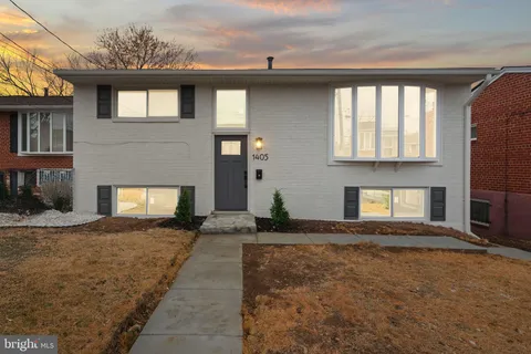 MLS: DCDC2189390