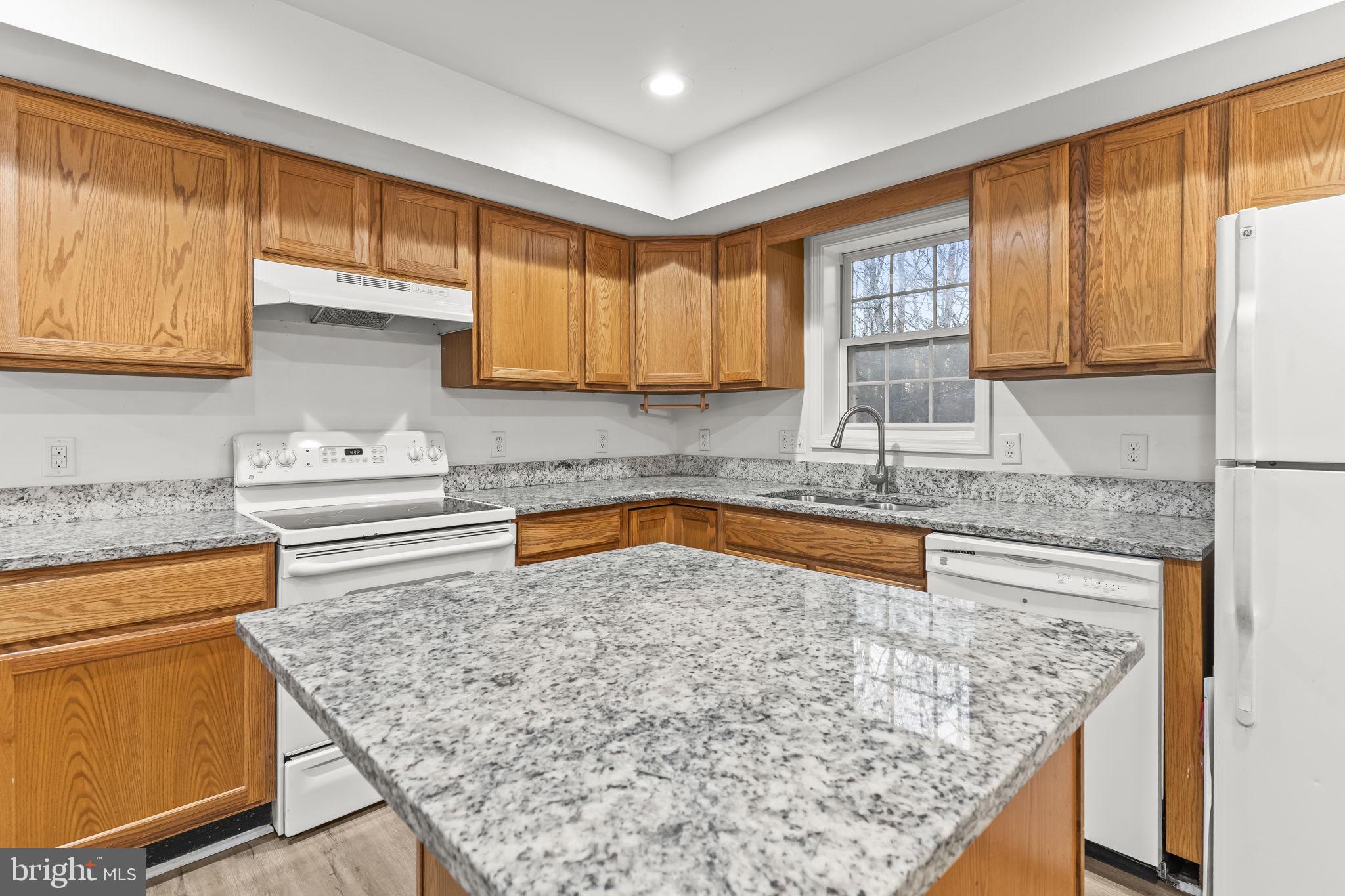 CHESAPEAKE RANCH ESTATES - Residential Lease