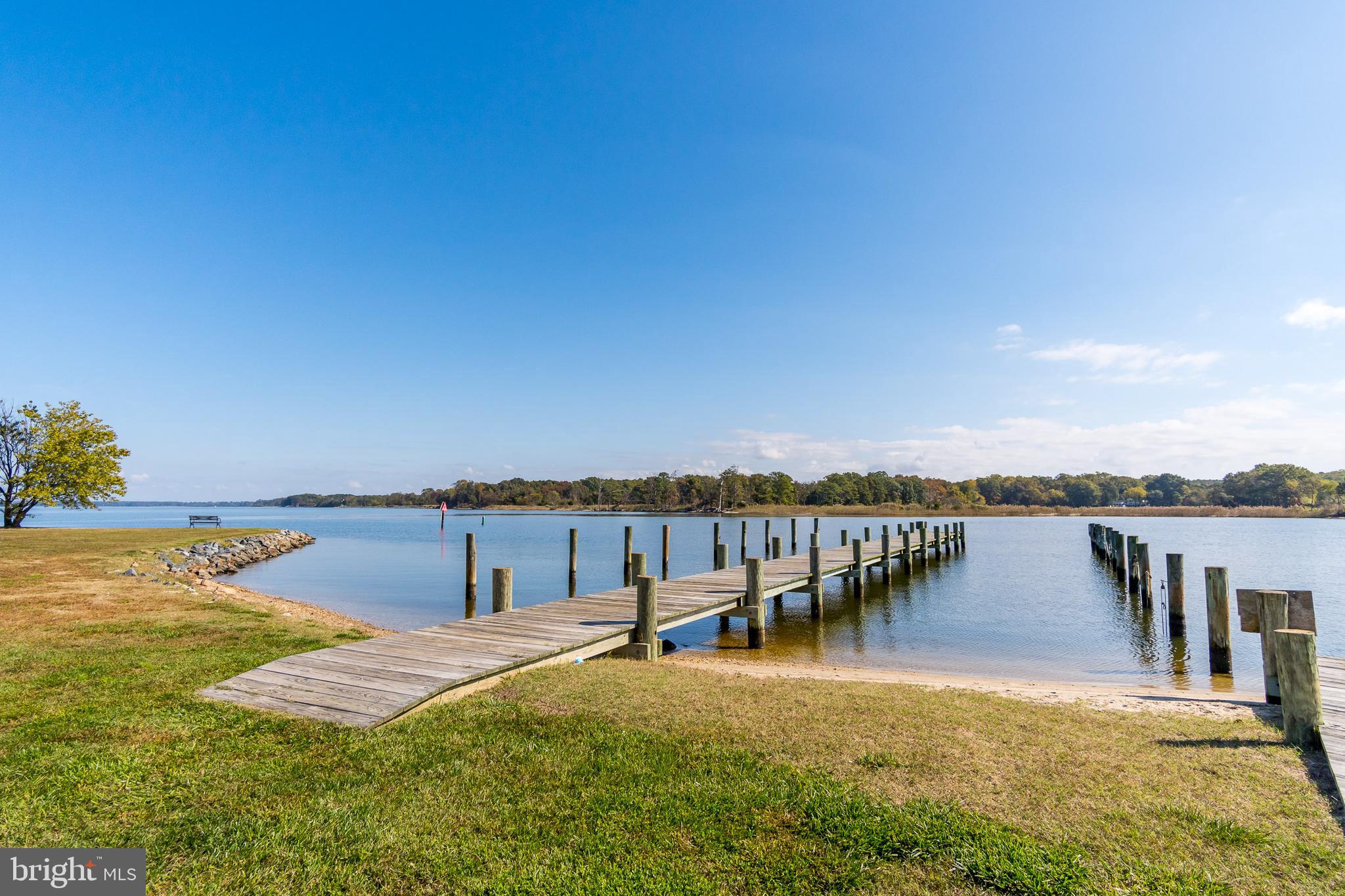 CHESTER RIVER BEACH - Residential