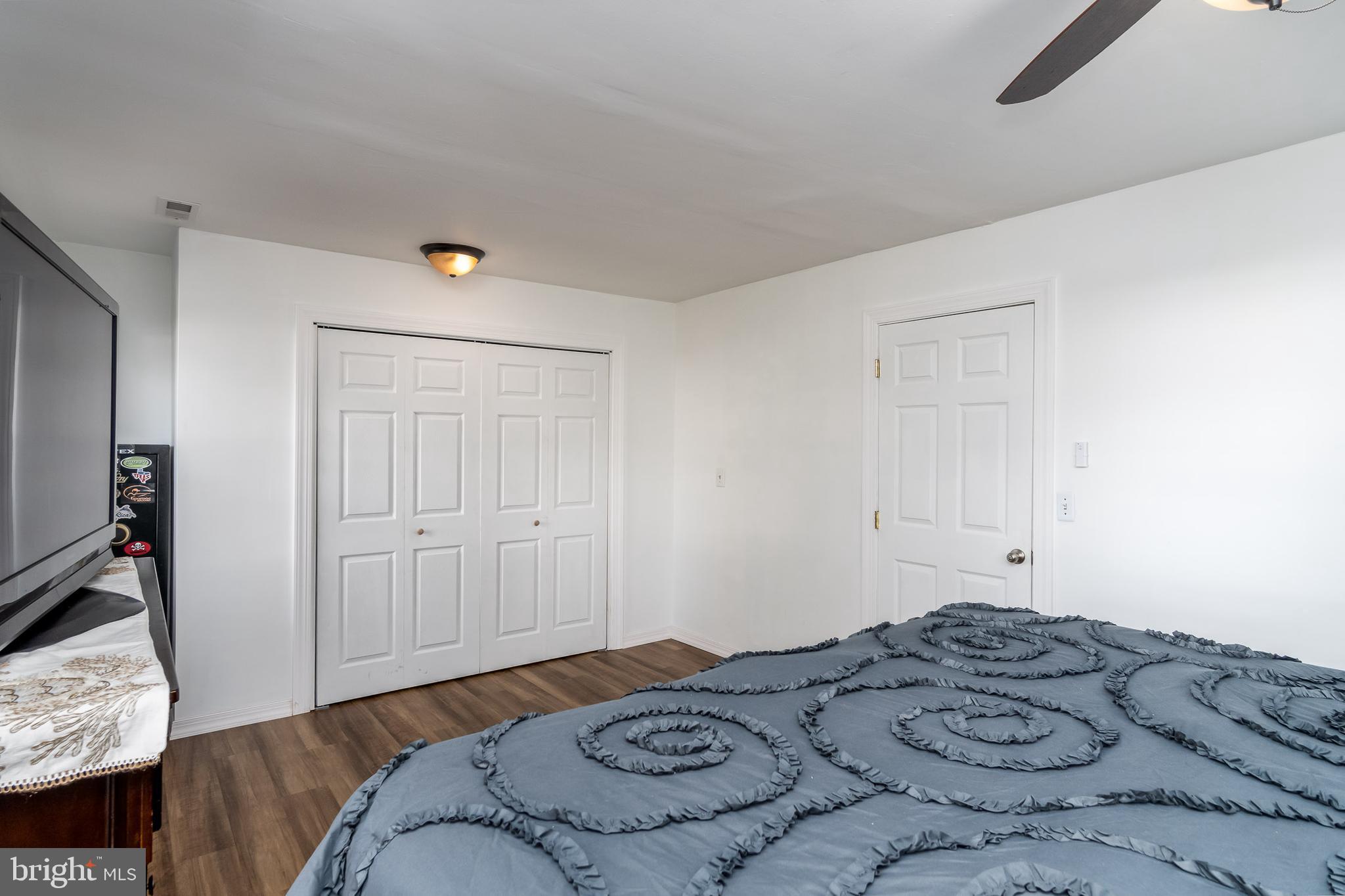 CHESTER RIVER BEACH - Residential