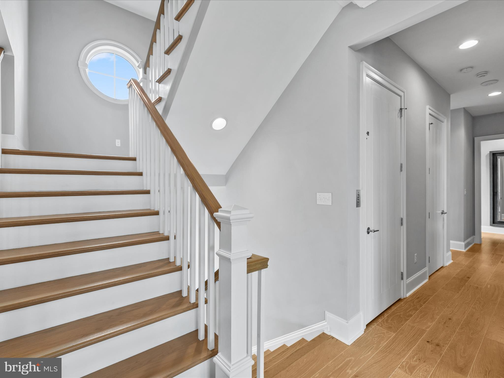 PENINSULA - Residential