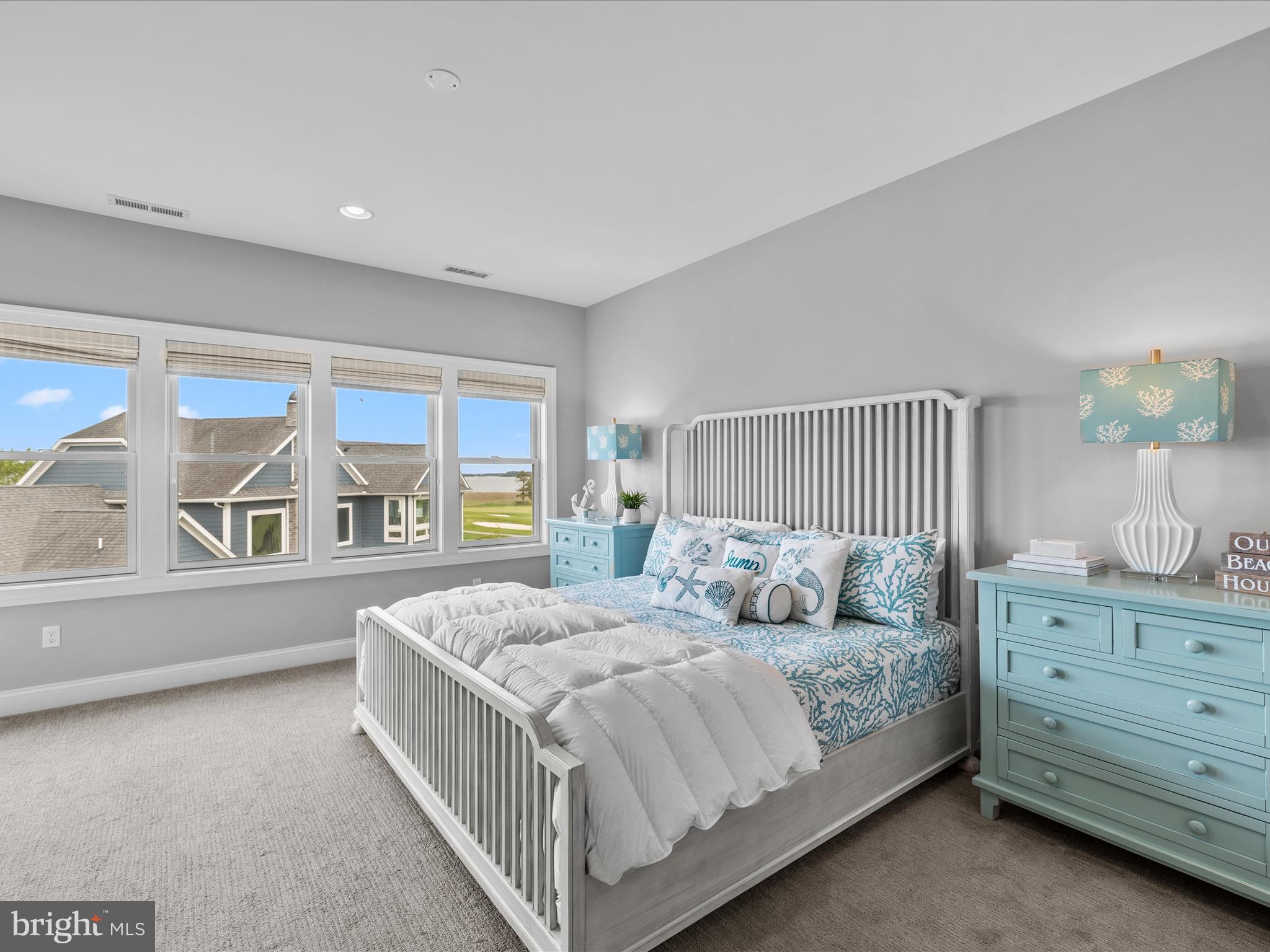 PENINSULA - Residential