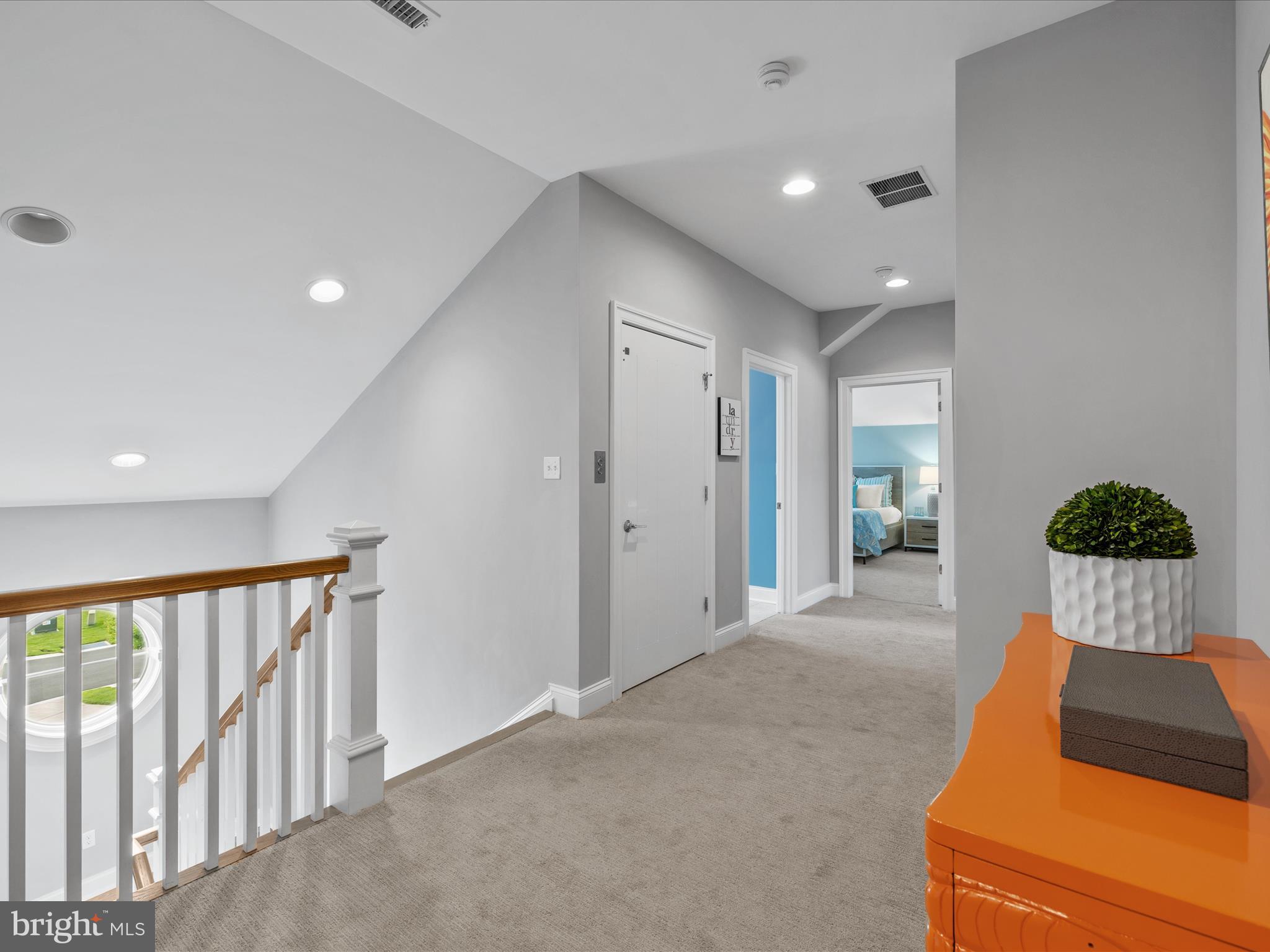 PENINSULA - Residential