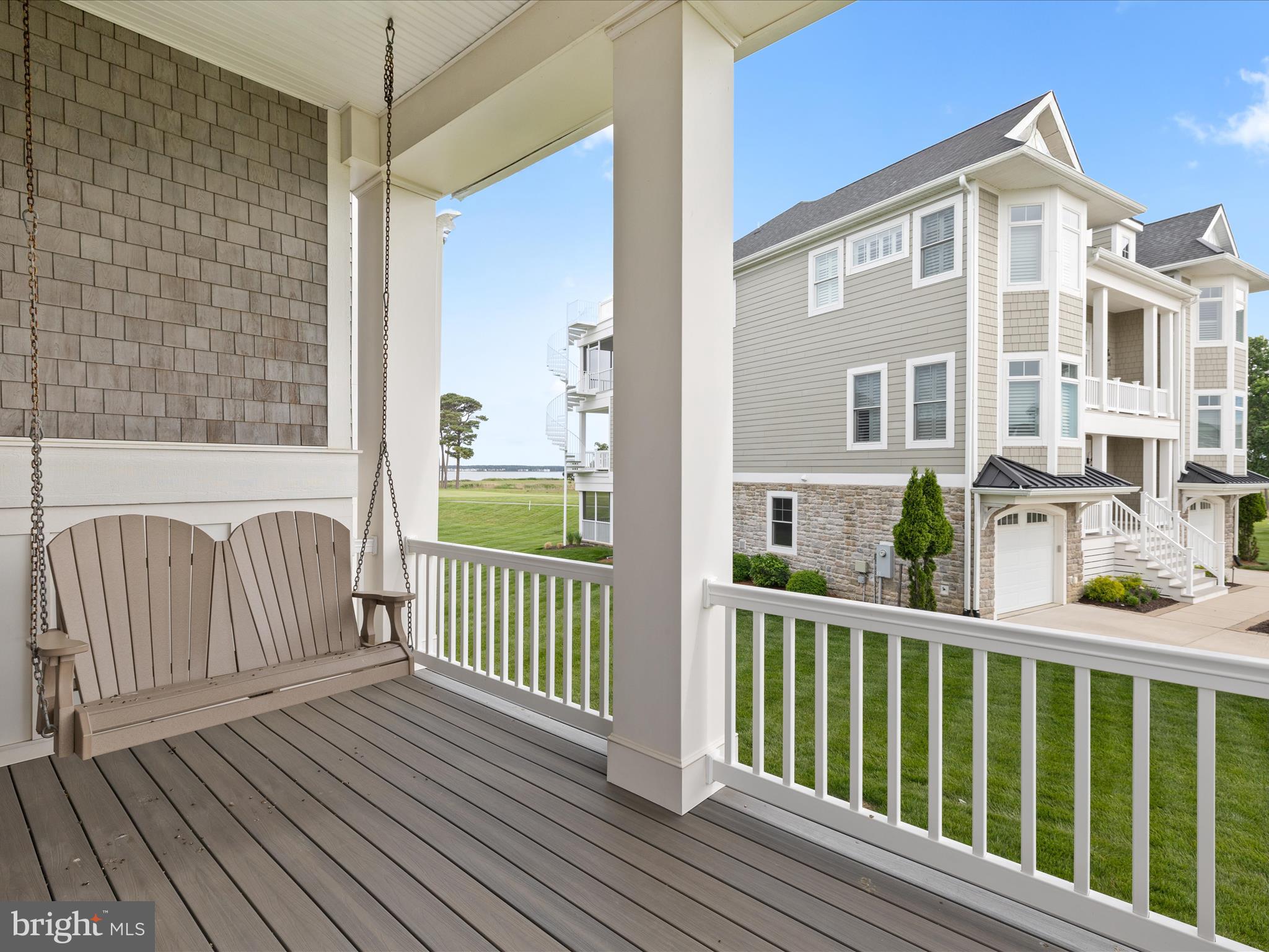 PENINSULA - Residential