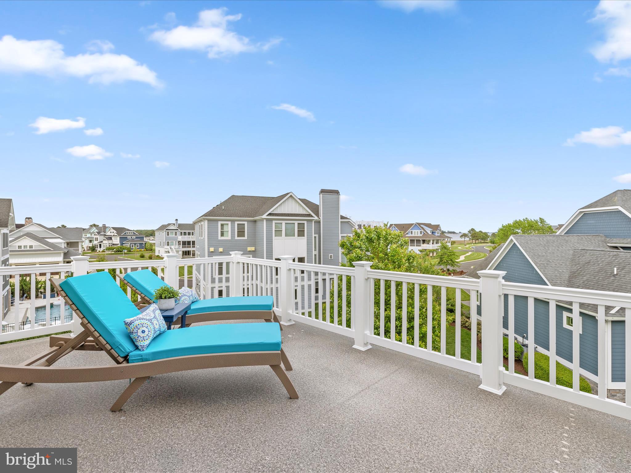 PENINSULA - Residential