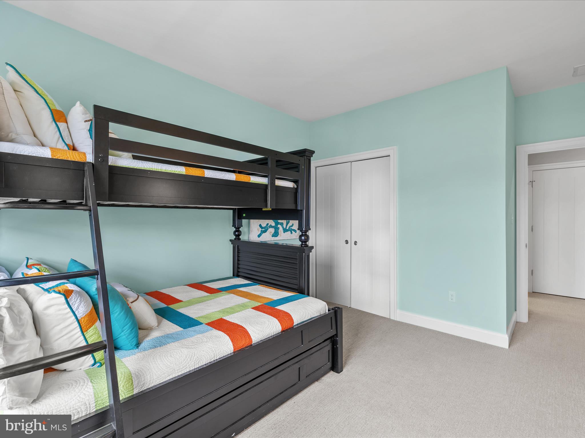 PENINSULA - Residential