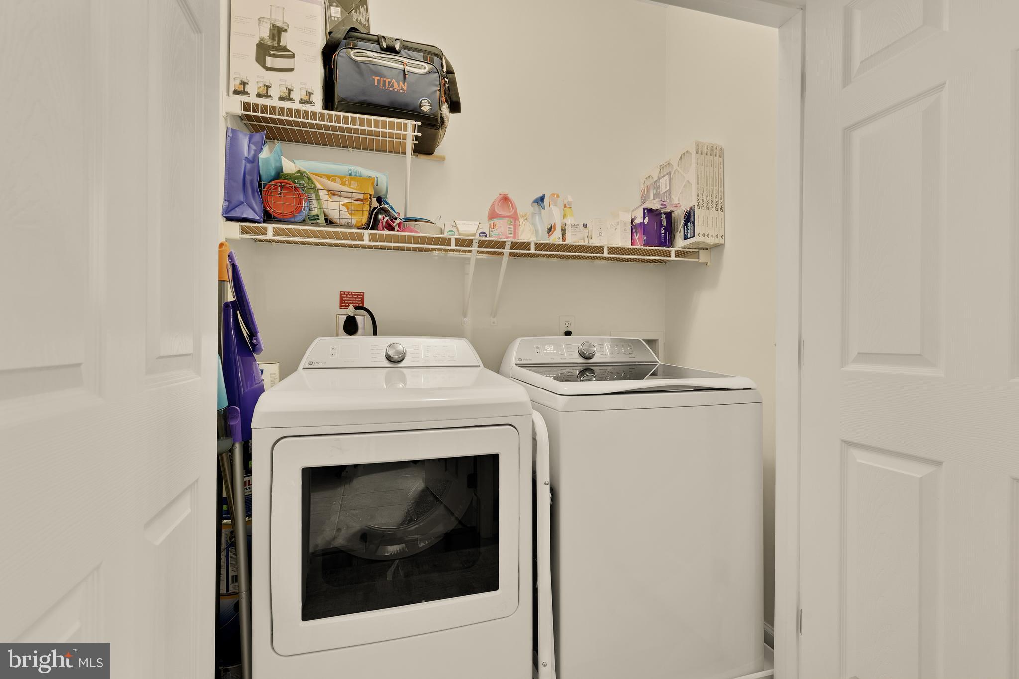 THE COLONNADE AT KENTLANDS - Residential