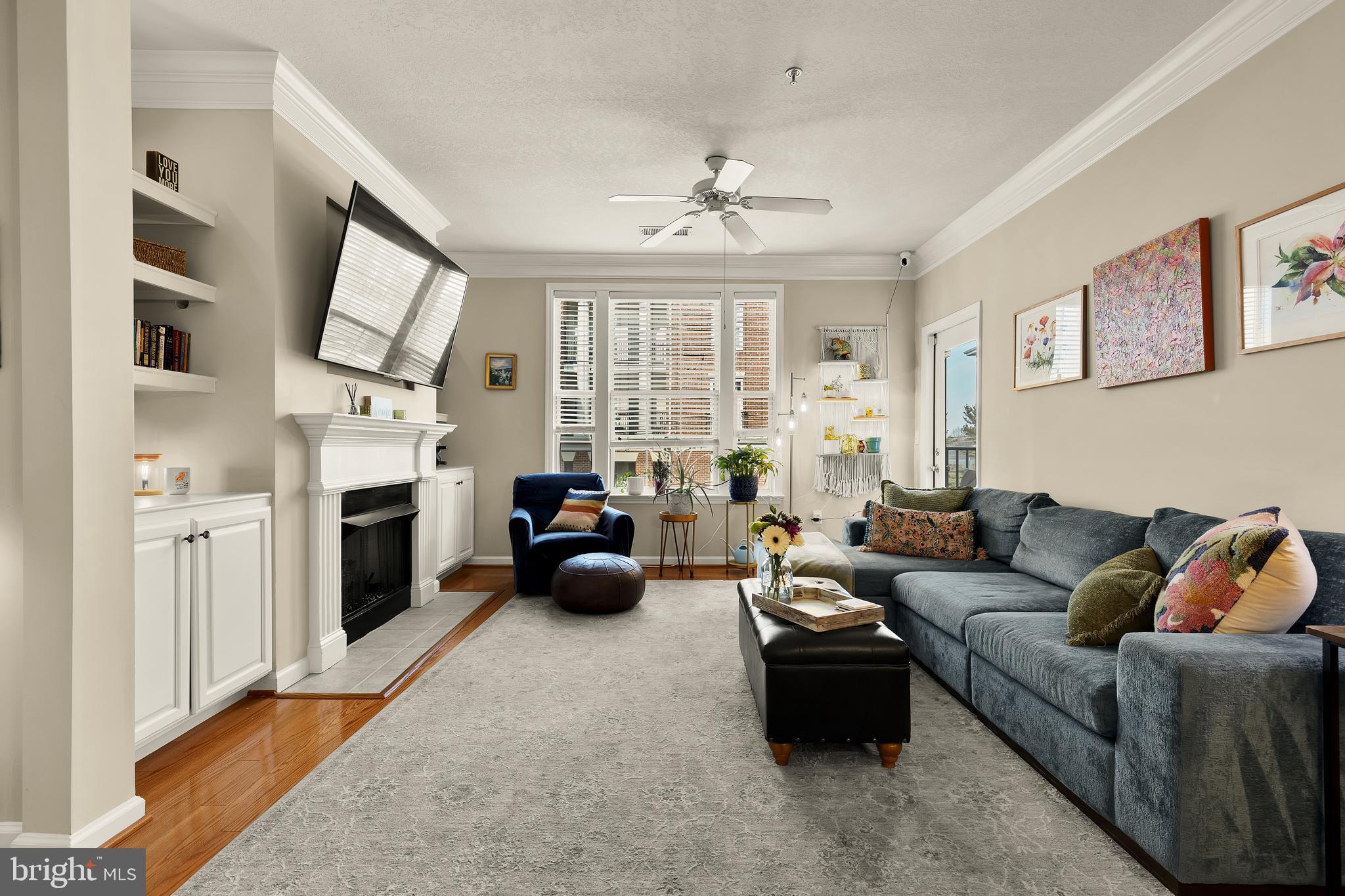 THE COLONNADE AT KENTLANDS - Residential