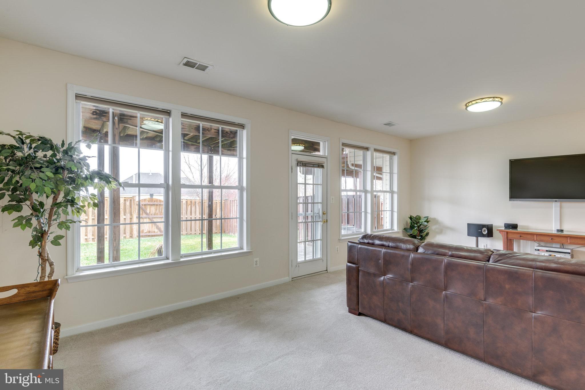 POTOMAC STATION - Residential