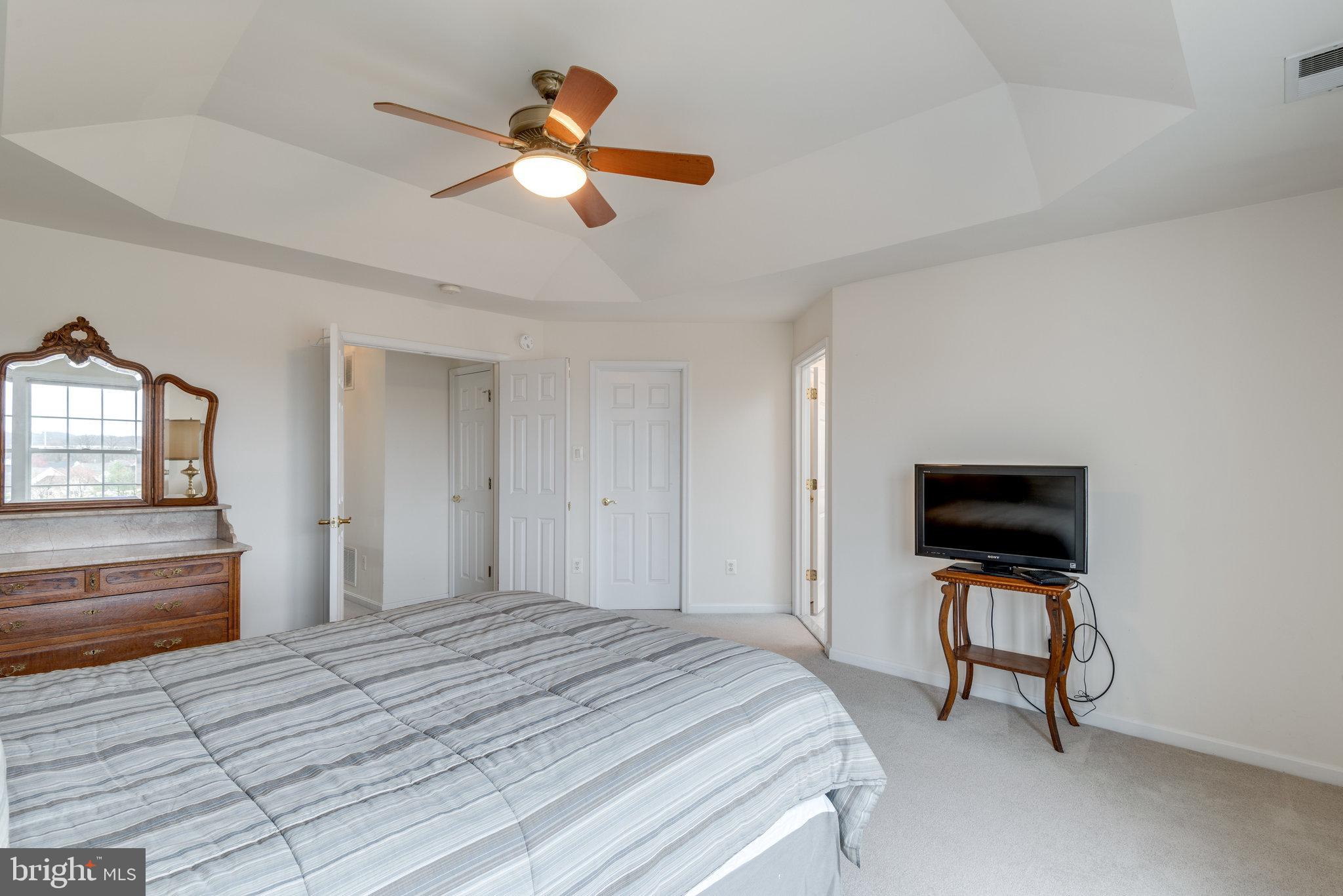 POTOMAC STATION - Residential