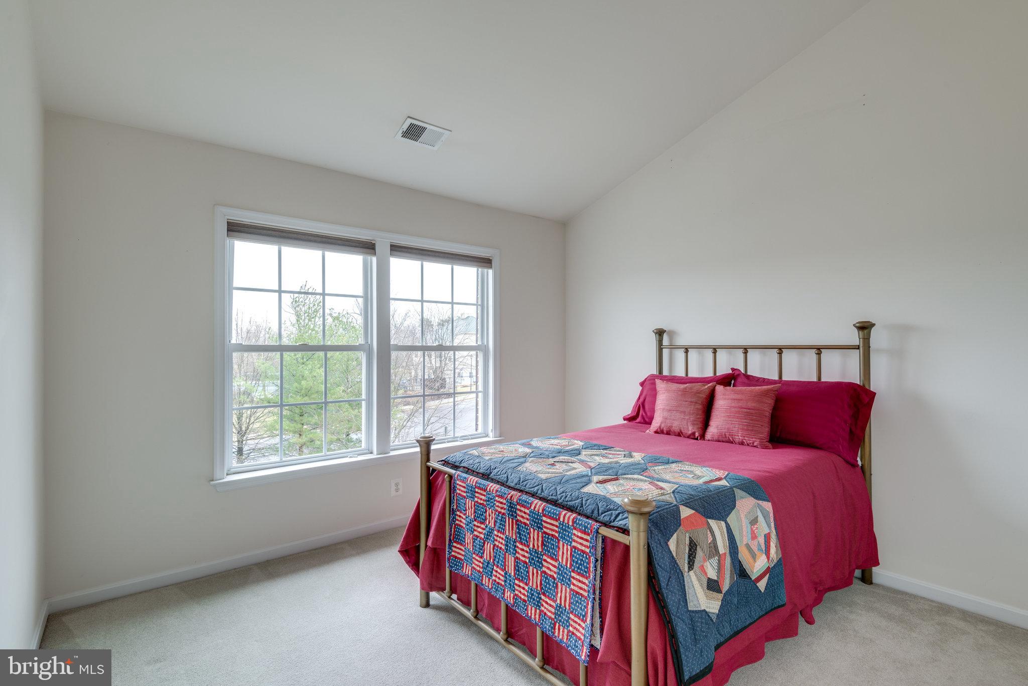 POTOMAC STATION - Residential