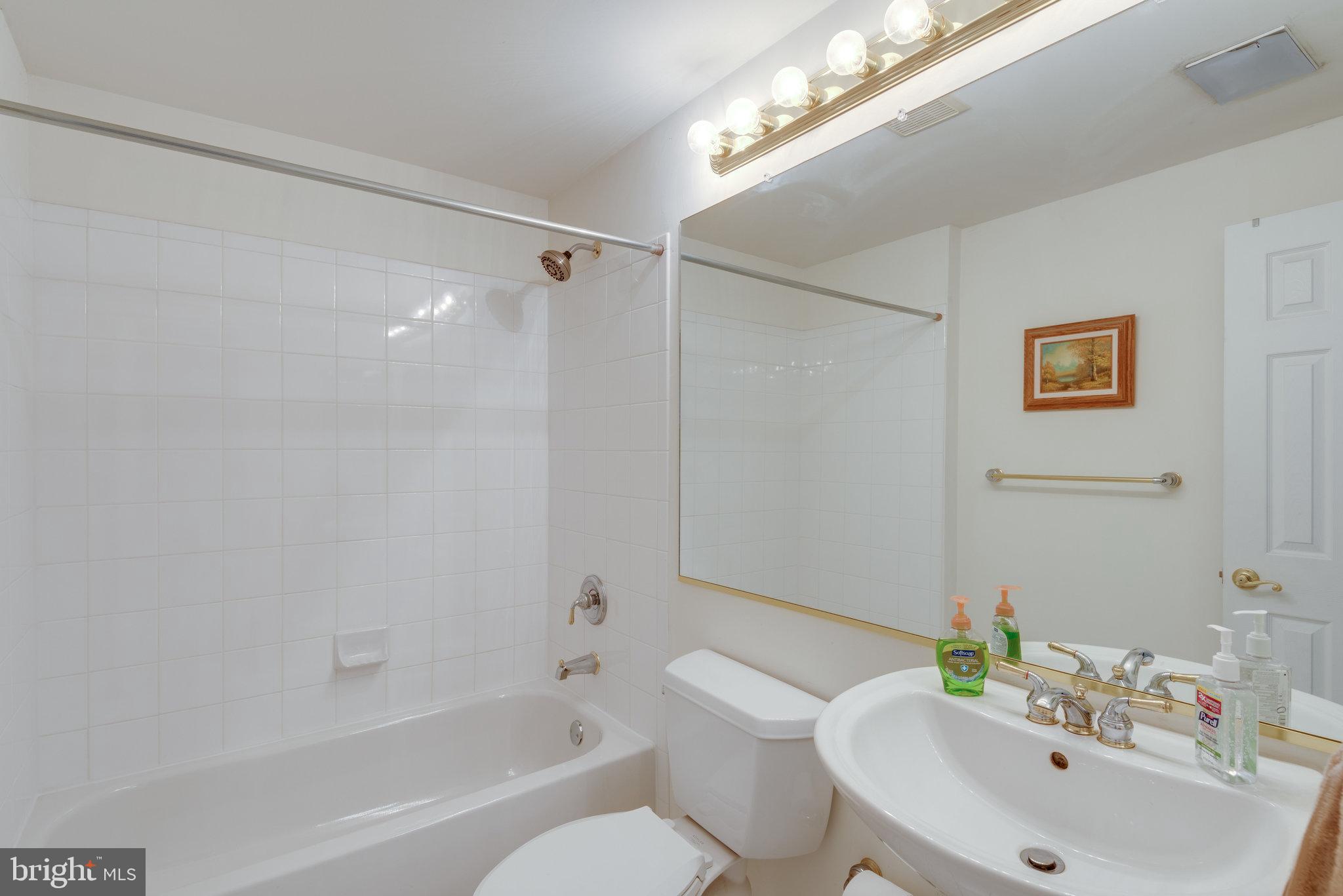 POTOMAC STATION - Residential