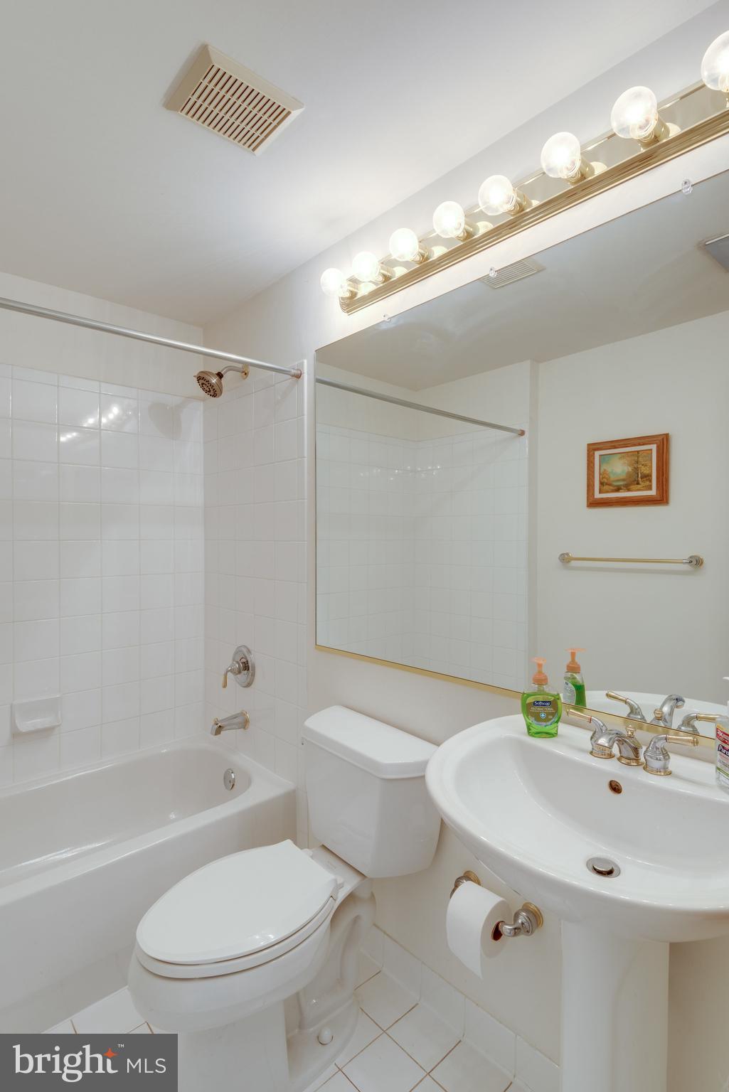 POTOMAC STATION - Residential