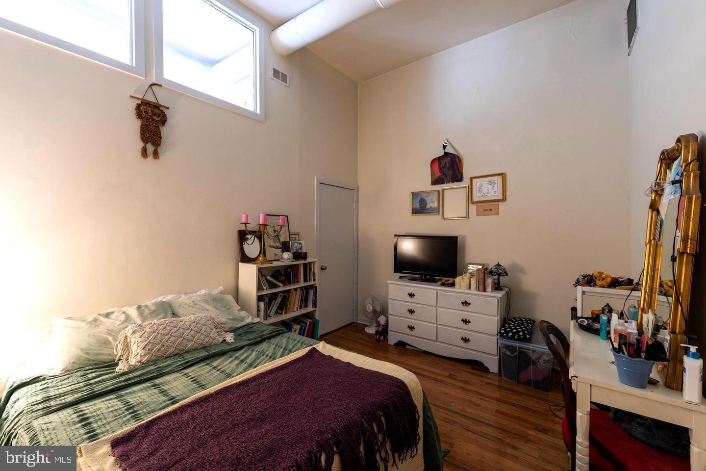 OLD CITY - Residential Lease