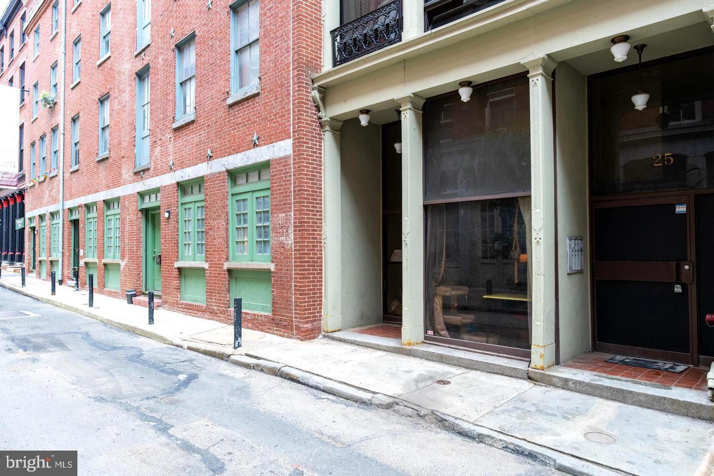 OLD CITY - Residential Lease