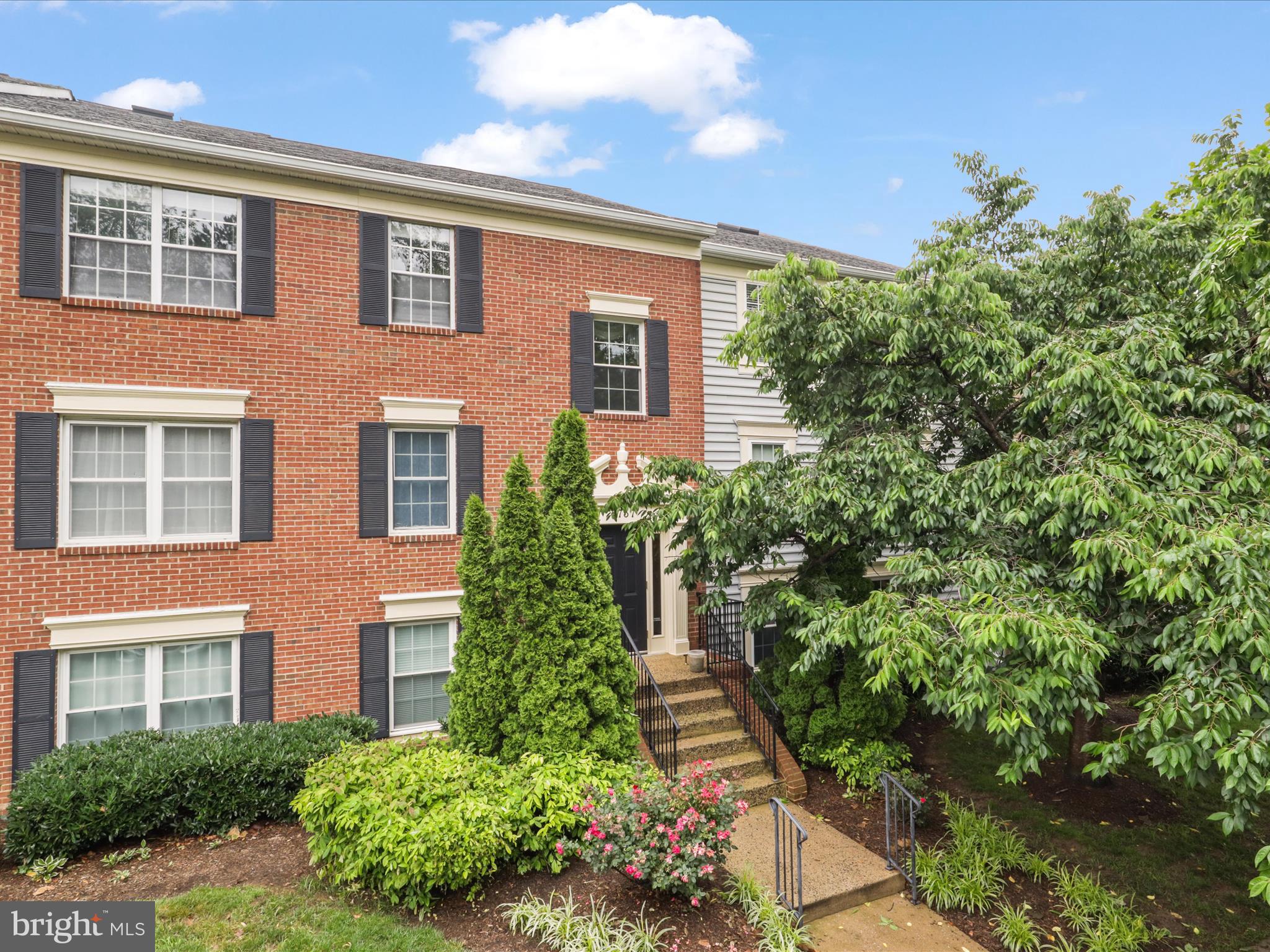 NEW PROVIDENCE VILLAGE - Residential Lease