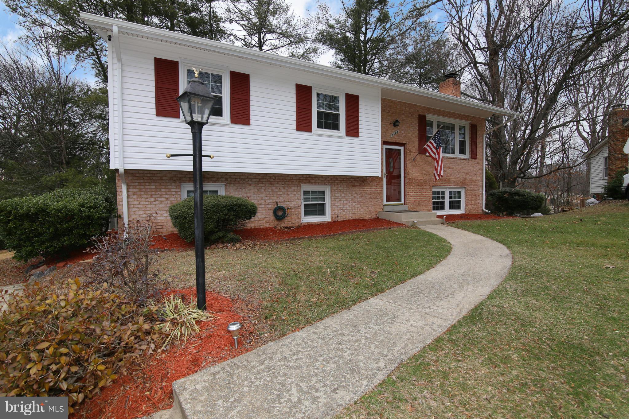 LAKE RIDGE - Residential