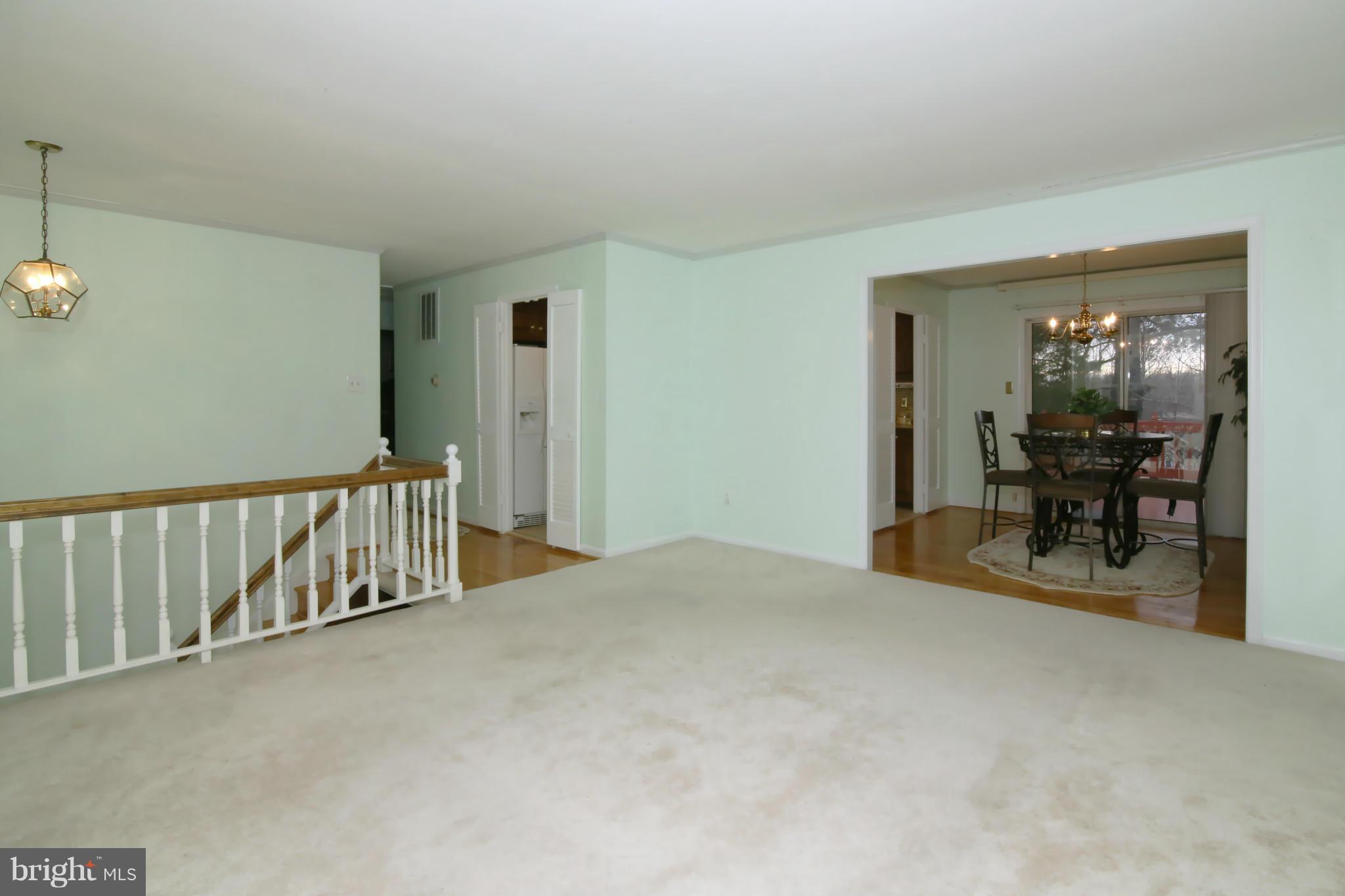 LAKE RIDGE - Residential