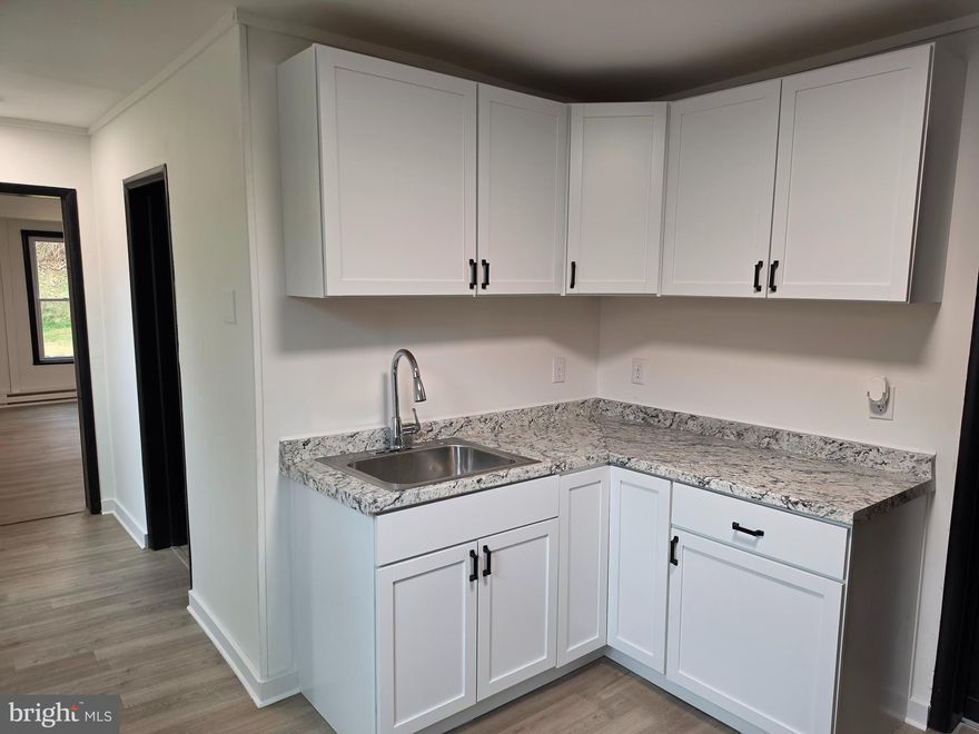 Nicely Renovated & Move-In Ready  2 bedroom, 1 bath home . 730 square feet including
new flooring, bath and kitchen, Kitchen appliances,off street ple parking, and a full unfinished basement.  Don’t miss out—schedule your private tour today!