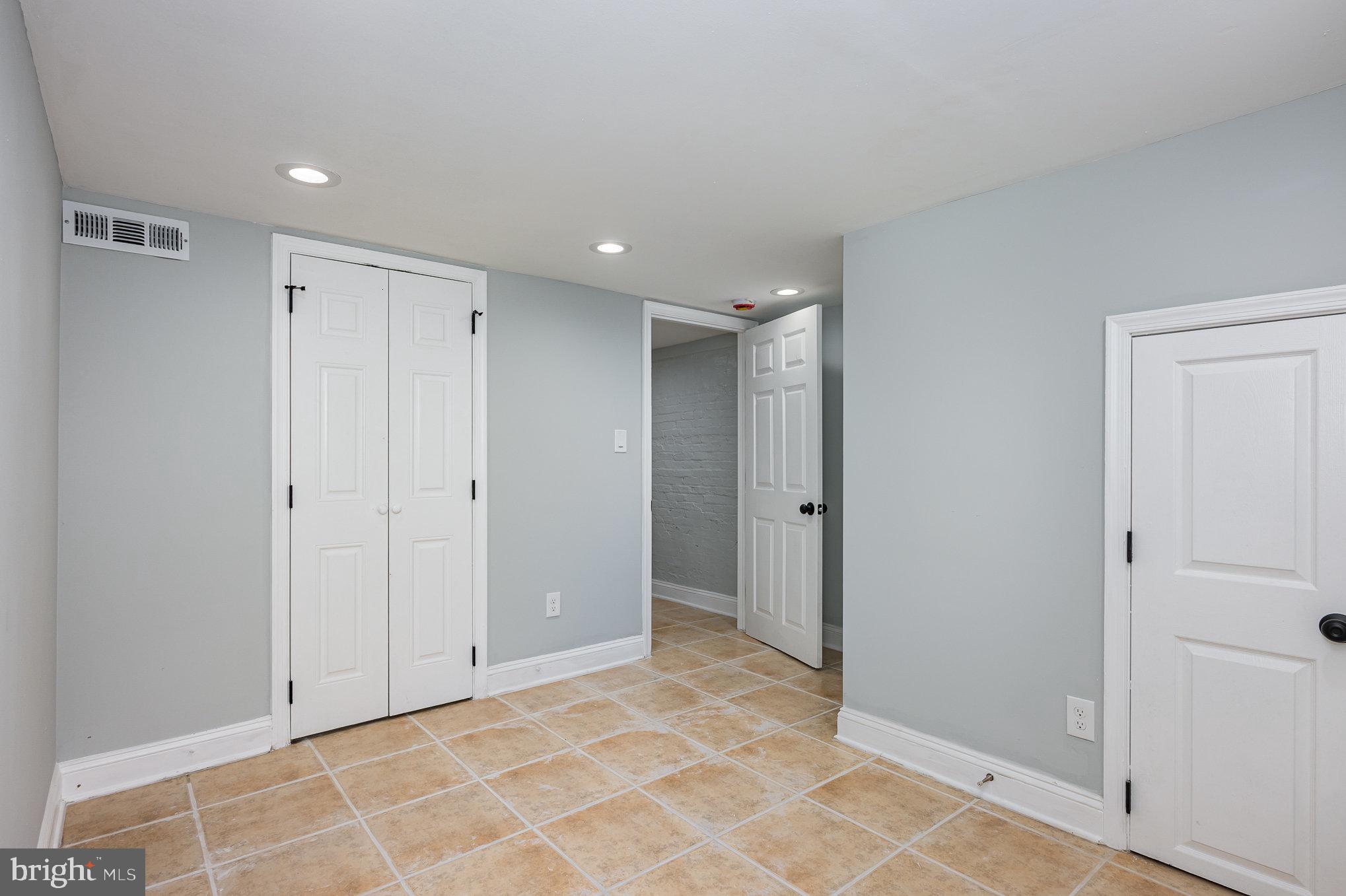 HOPKINS - Residential