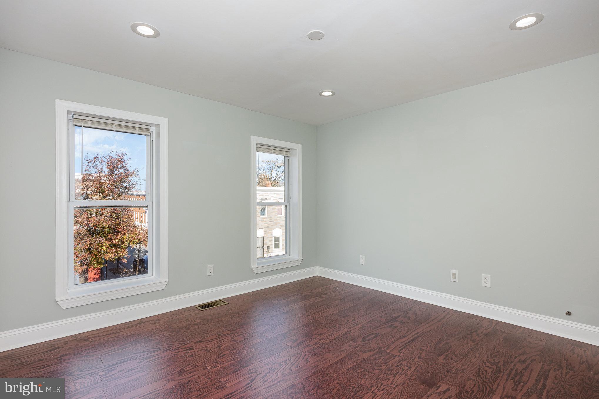 HOPKINS - Residential