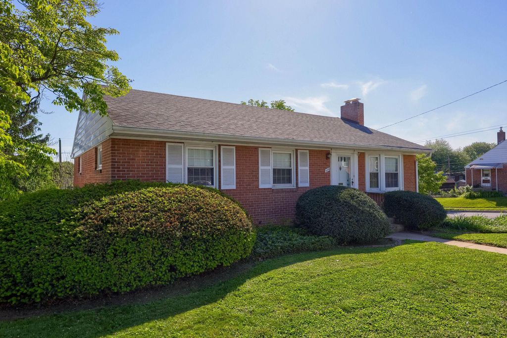 Photo of 604 S Pearl Street, LANCASTER, PA 17603 (MLS # PALA2087922)