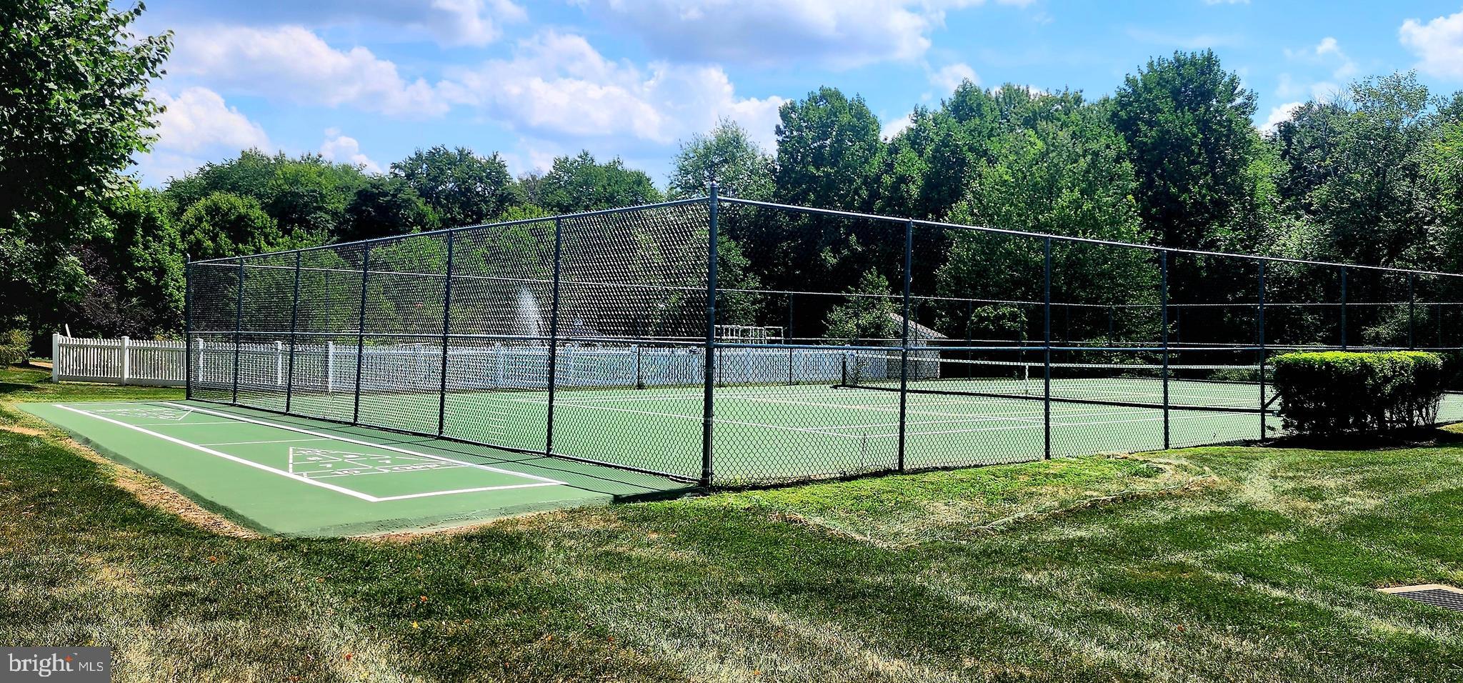 SALEM MANOR - Residential Lease