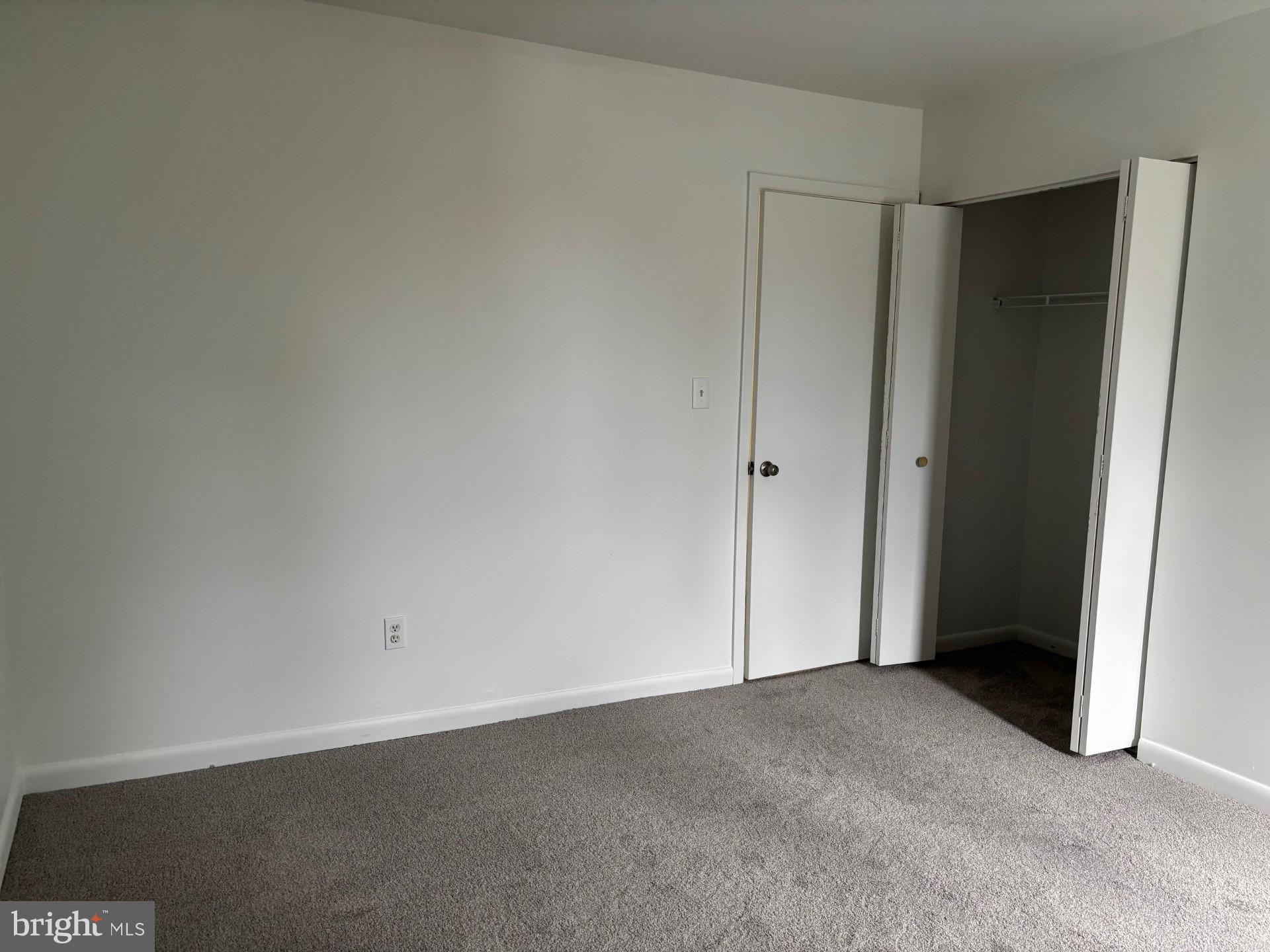 SATYR GREEN - Residential Lease