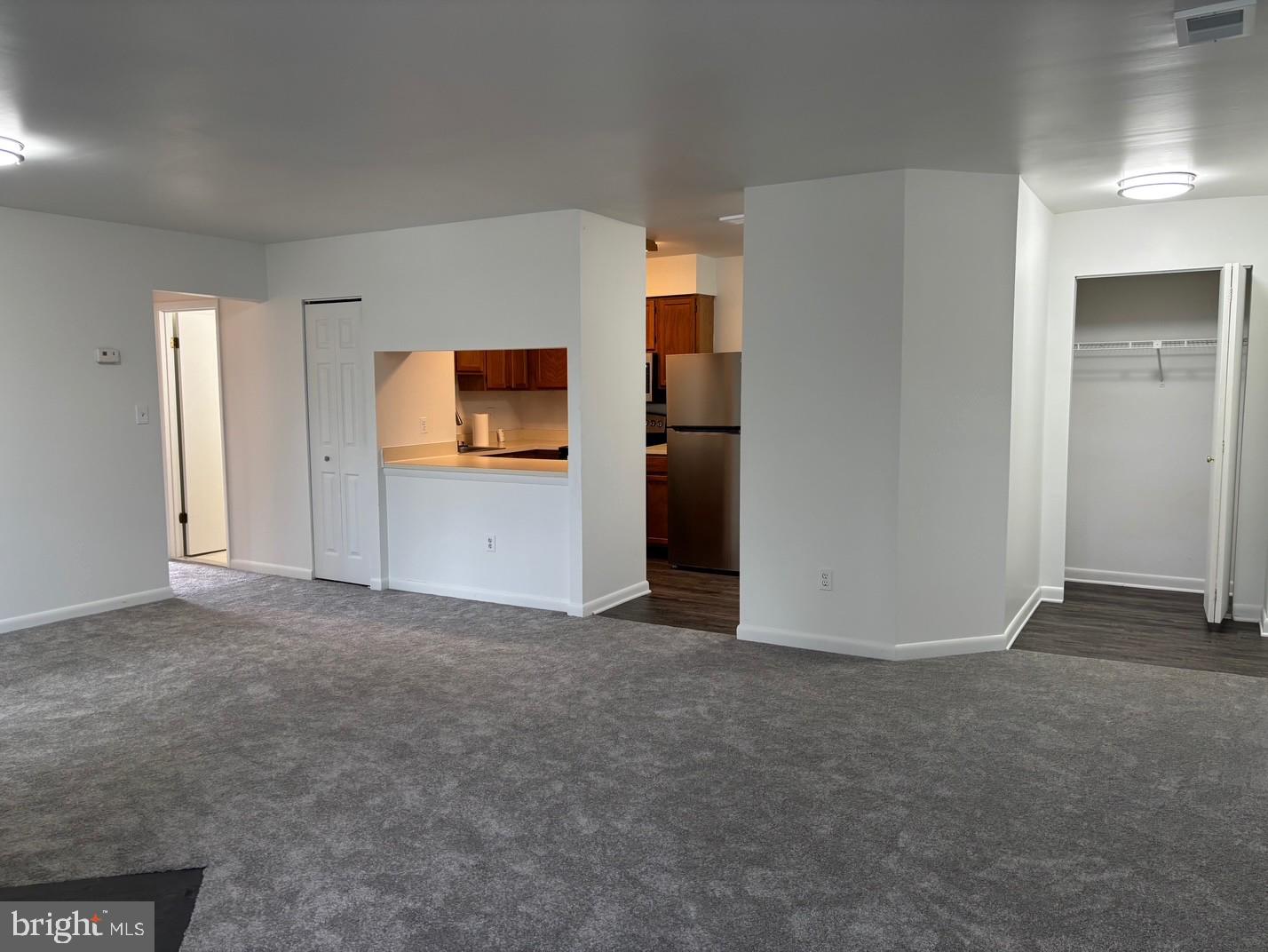 SATYR GREEN - Residential Lease