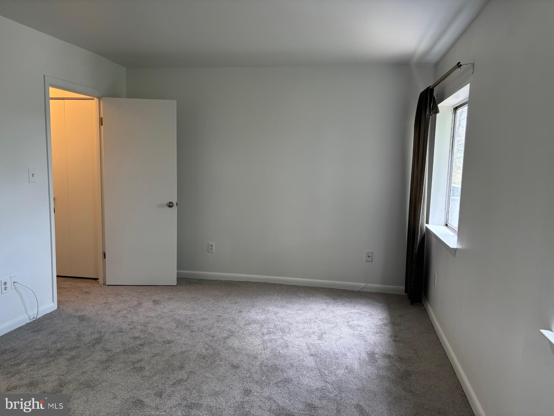 SATYR GREEN - Residential Lease