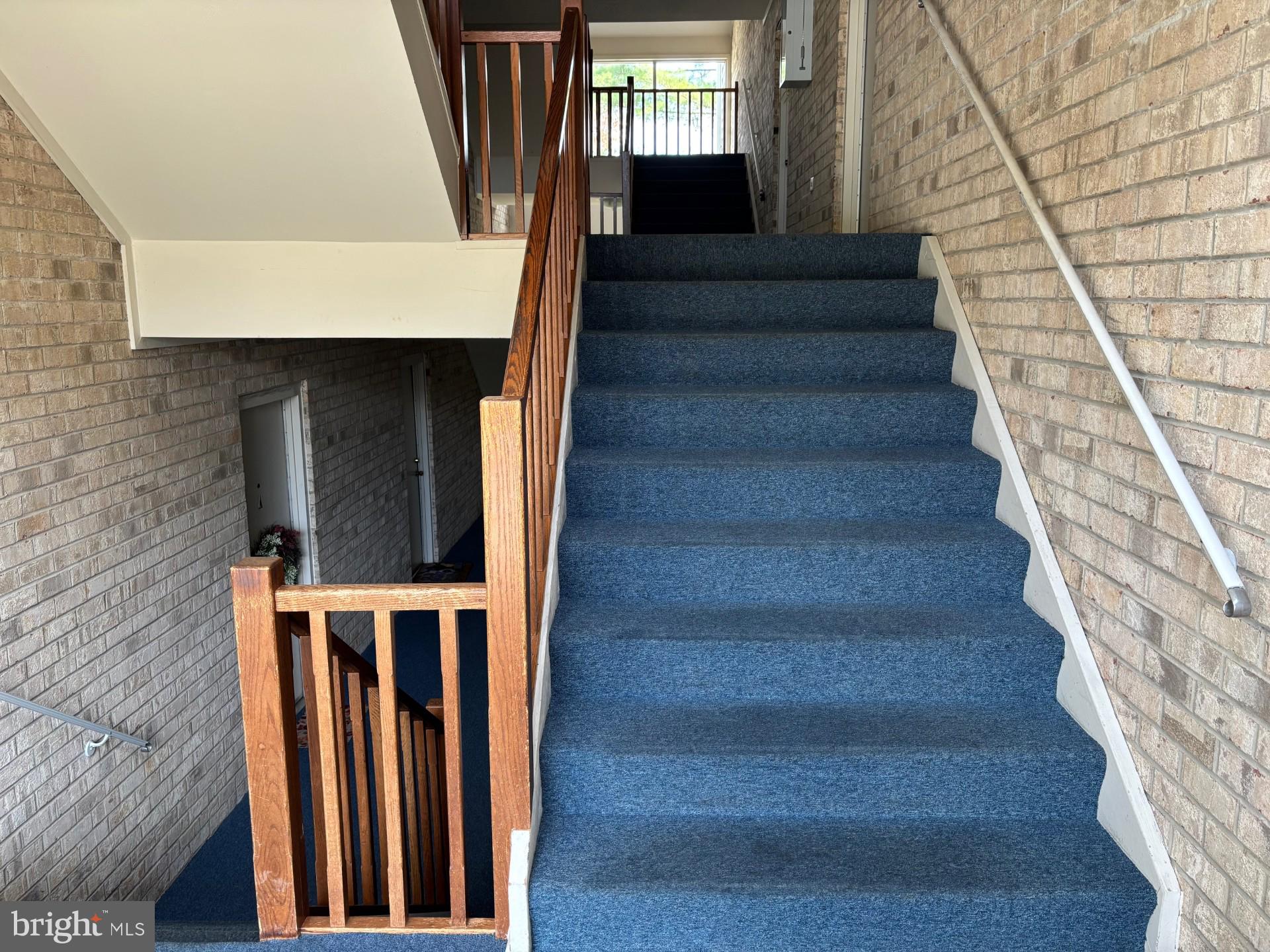 SATYR GREEN - Residential Lease