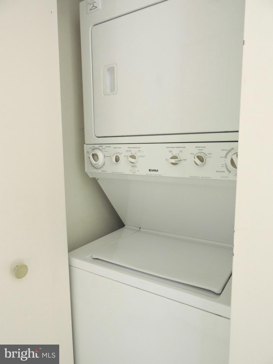 SATYR GREEN - Residential Lease