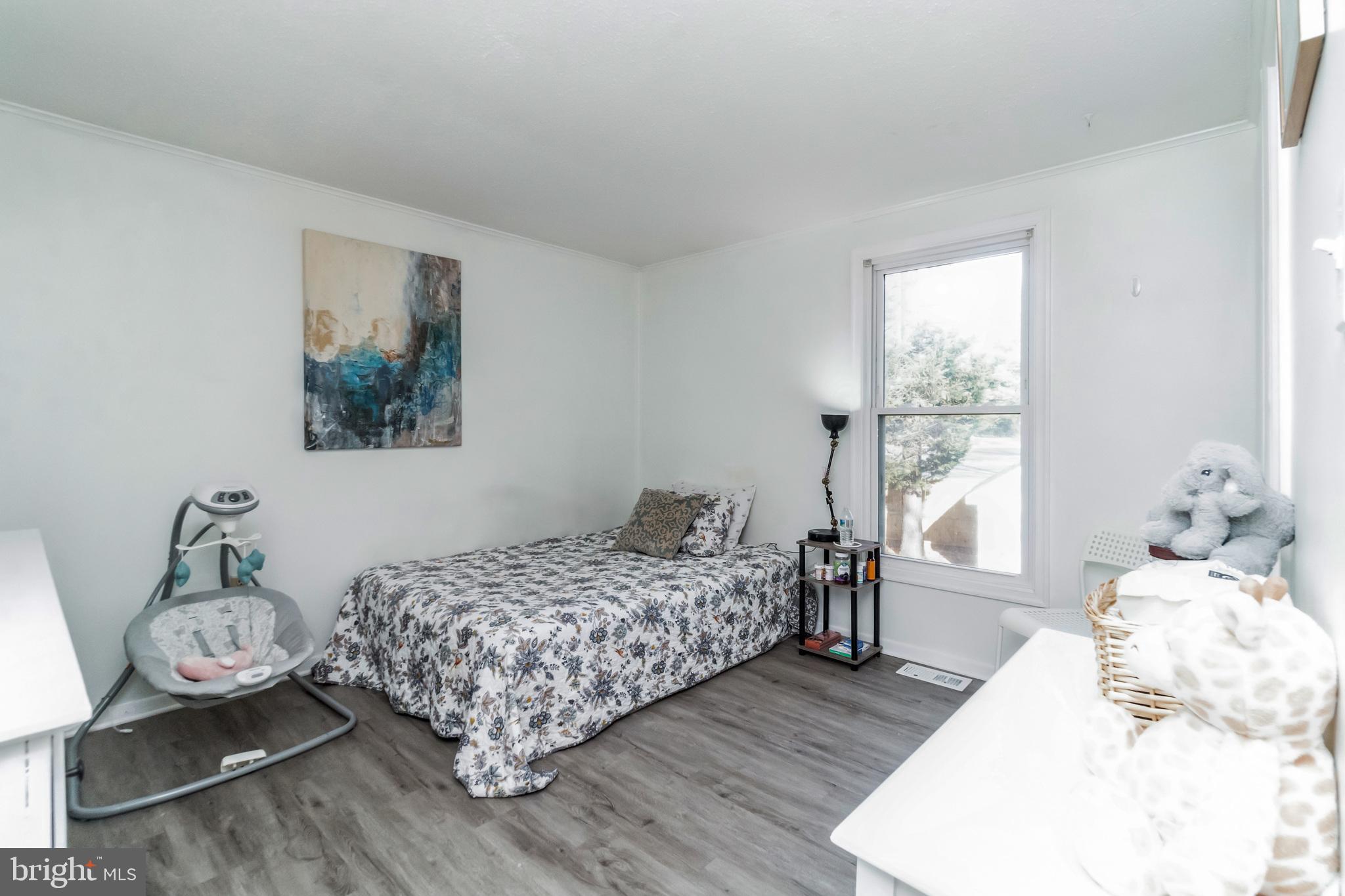 GREENWOOD KNOLLS - Residential