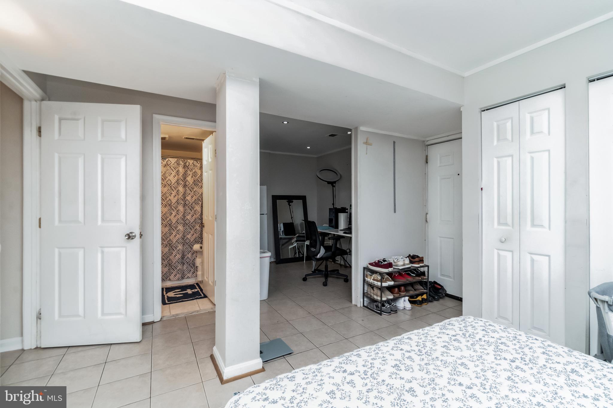 GREENWOOD KNOLLS - Residential