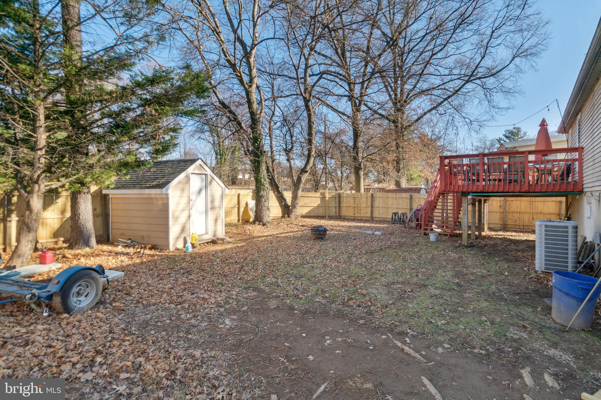 GREENWOOD KNOLLS - Residential