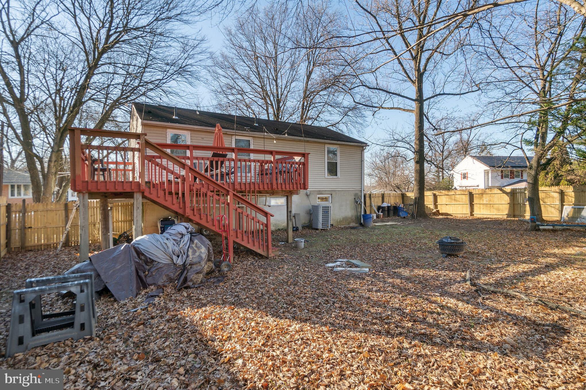 GREENWOOD KNOLLS - Residential