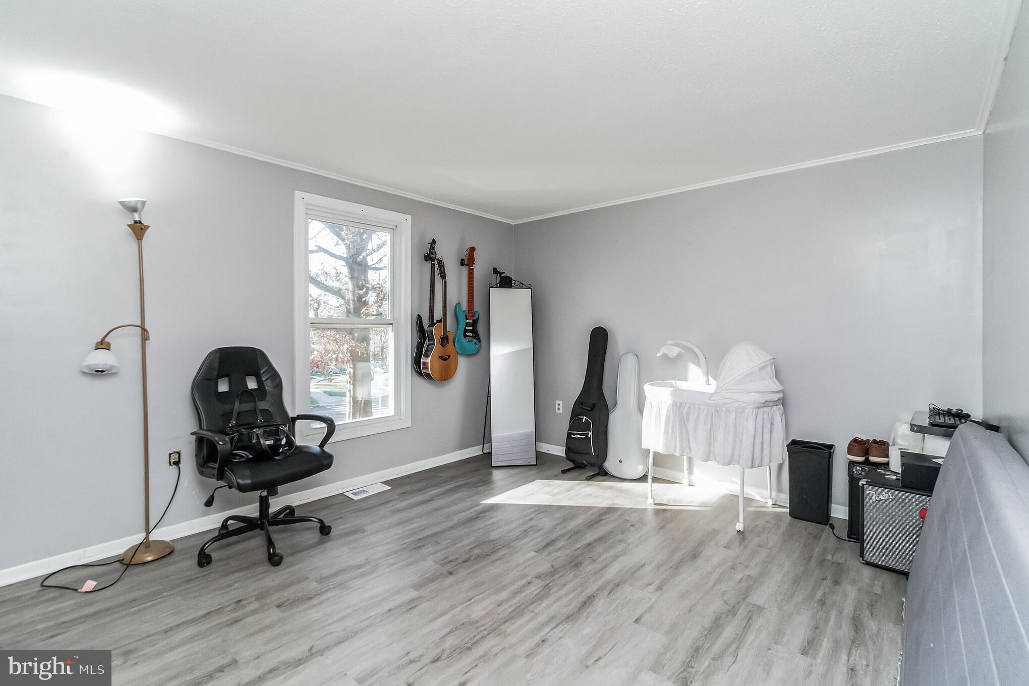 GREENWOOD KNOLLS - Residential