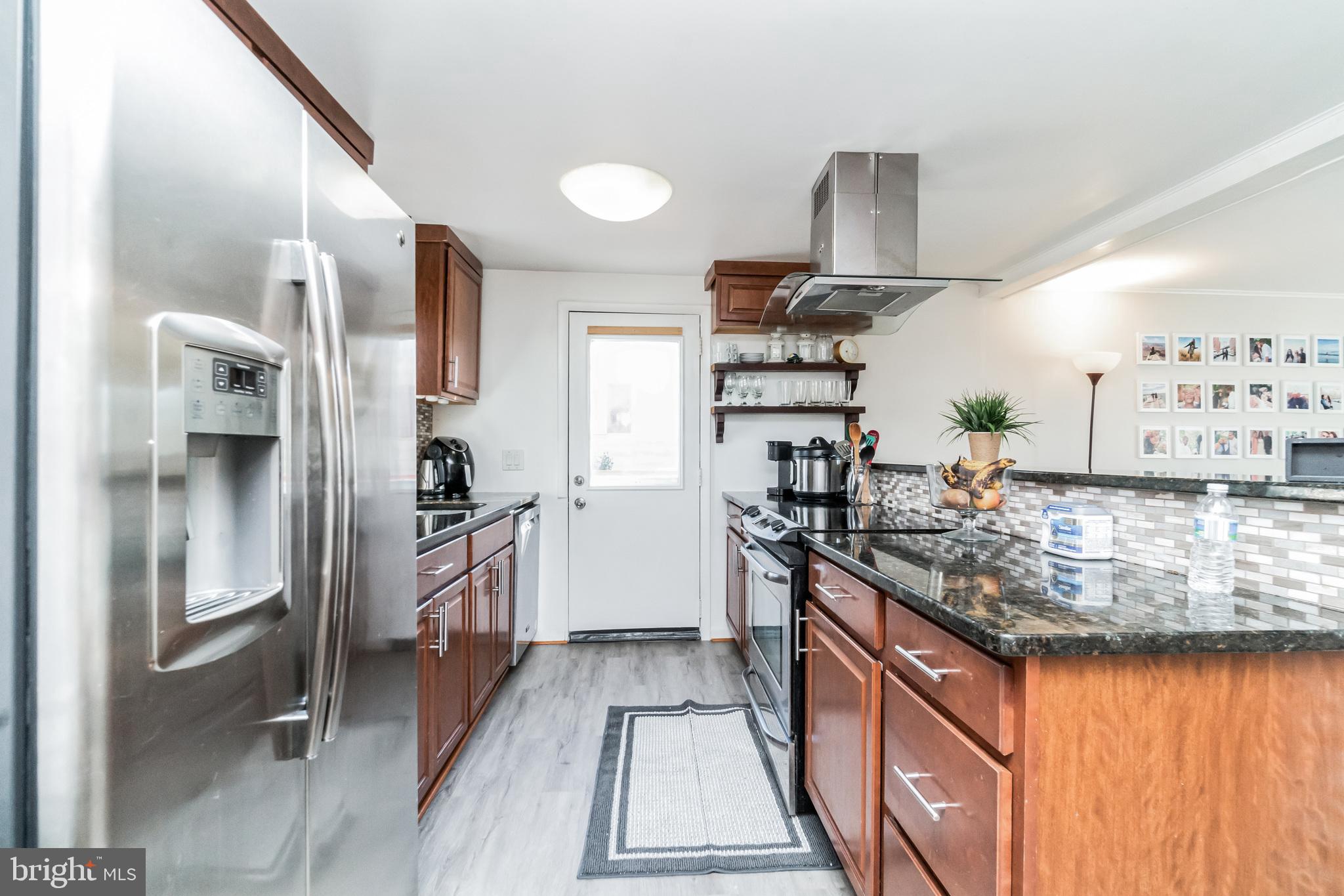 GREENWOOD KNOLLS - Residential