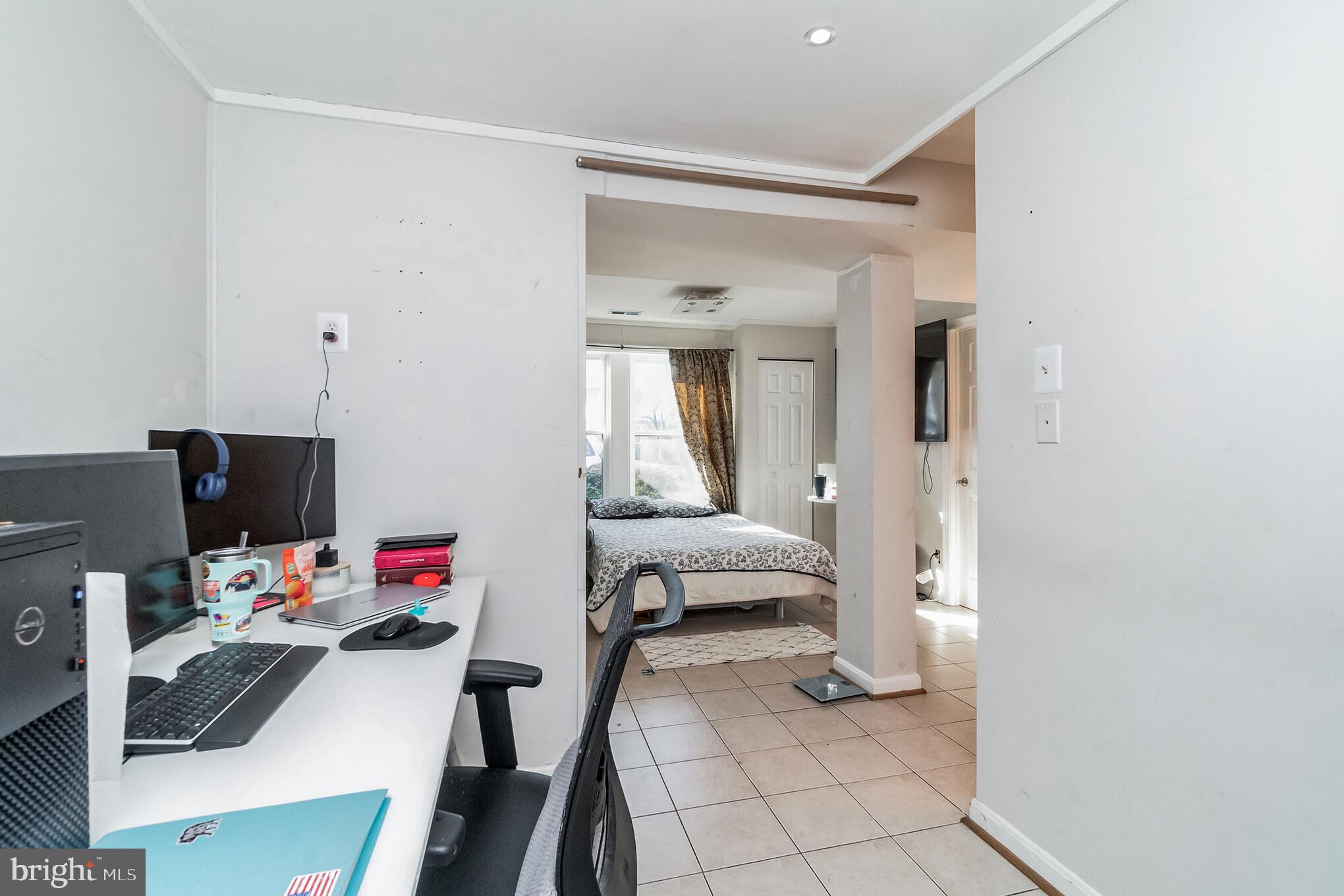 GREENWOOD KNOLLS - Residential