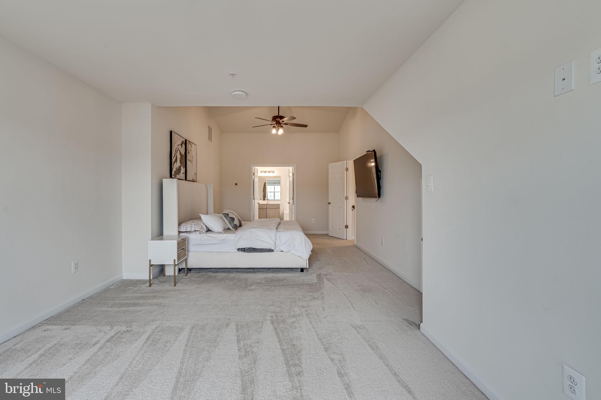 PRINCE FREDERICK CROSSING - Residential Lease