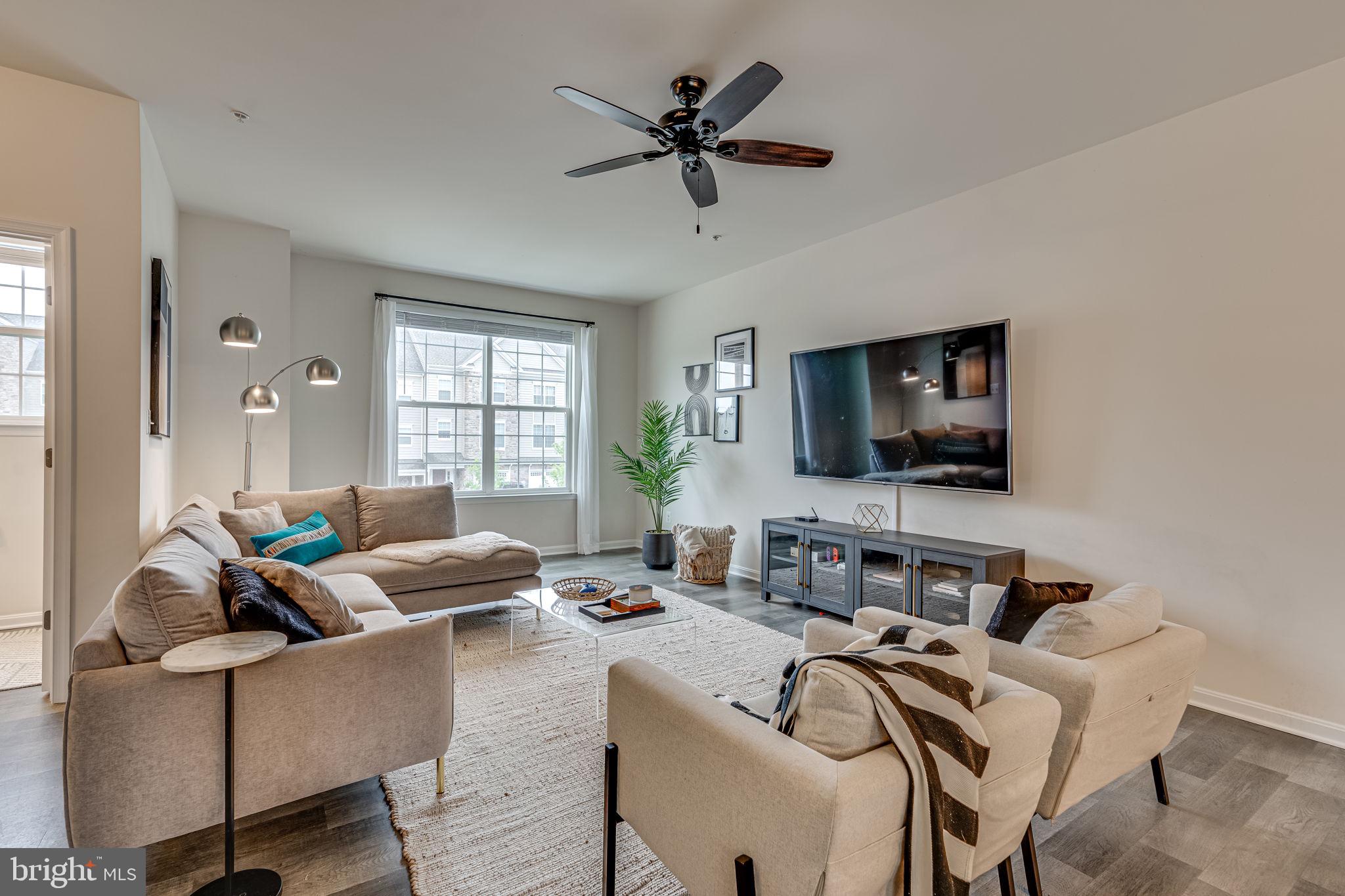 PRINCE FREDERICK CROSSING - Residential Lease