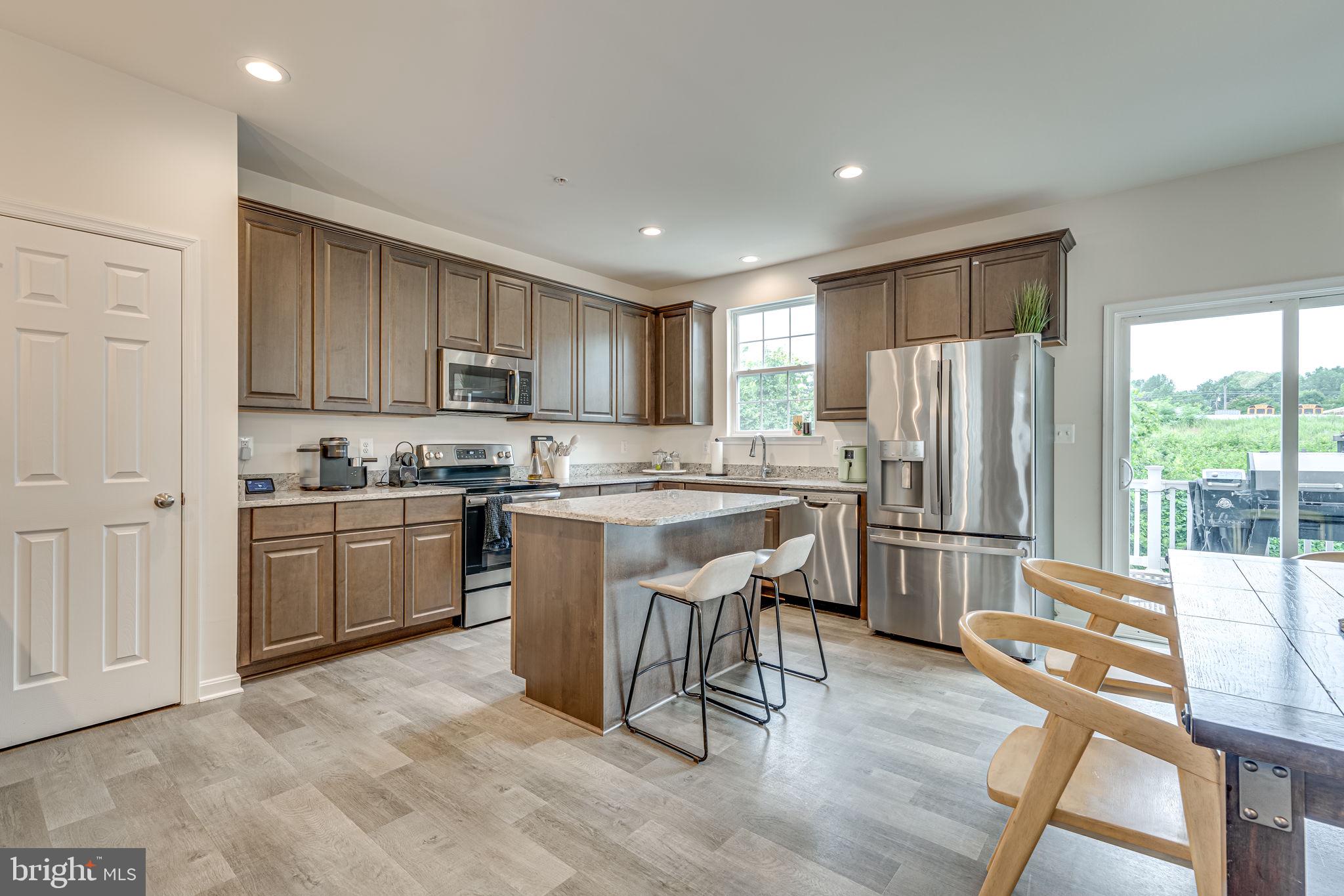 PRINCE FREDERICK CROSSING - Residential Lease