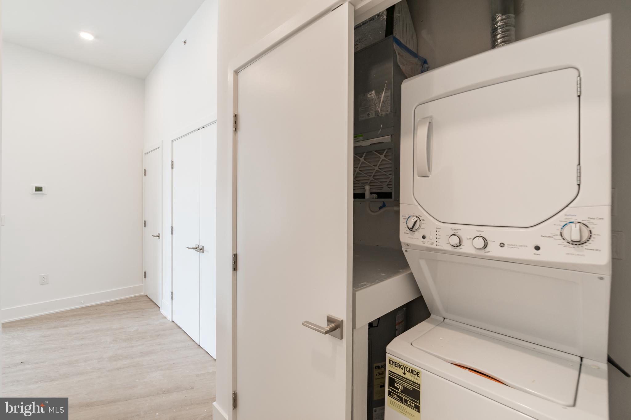 POINT BREEZE - Residential Lease