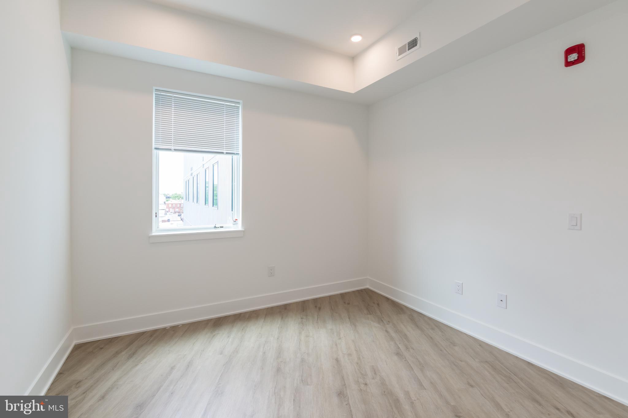 POINT BREEZE - Residential Lease