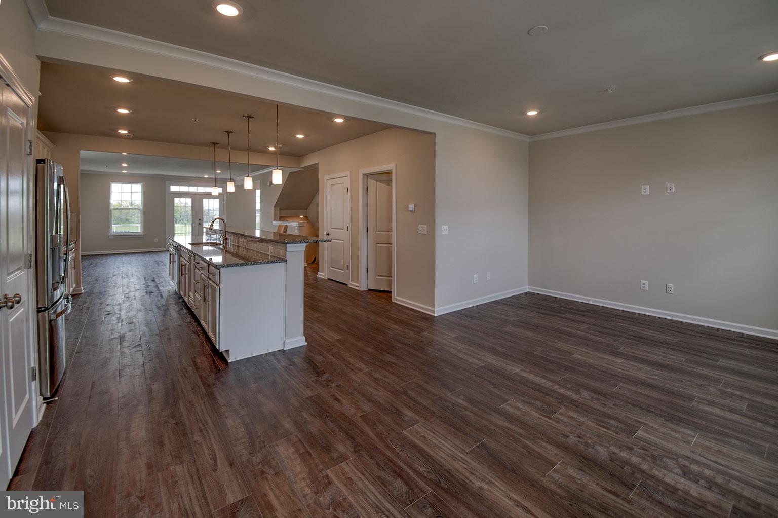 WESTVIEW SOUTH - Residential Lease