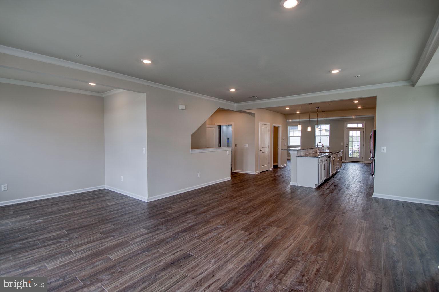 WESTVIEW SOUTH - Residential Lease