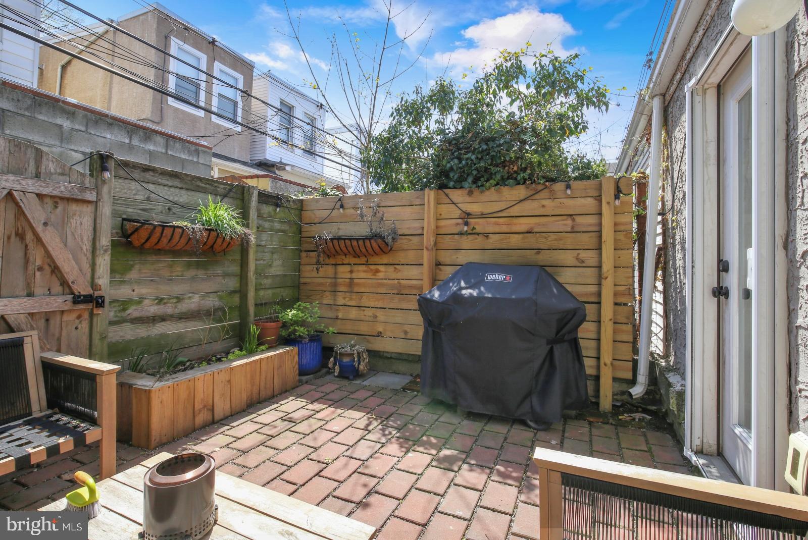 FITLER SQUARE - Residential Lease