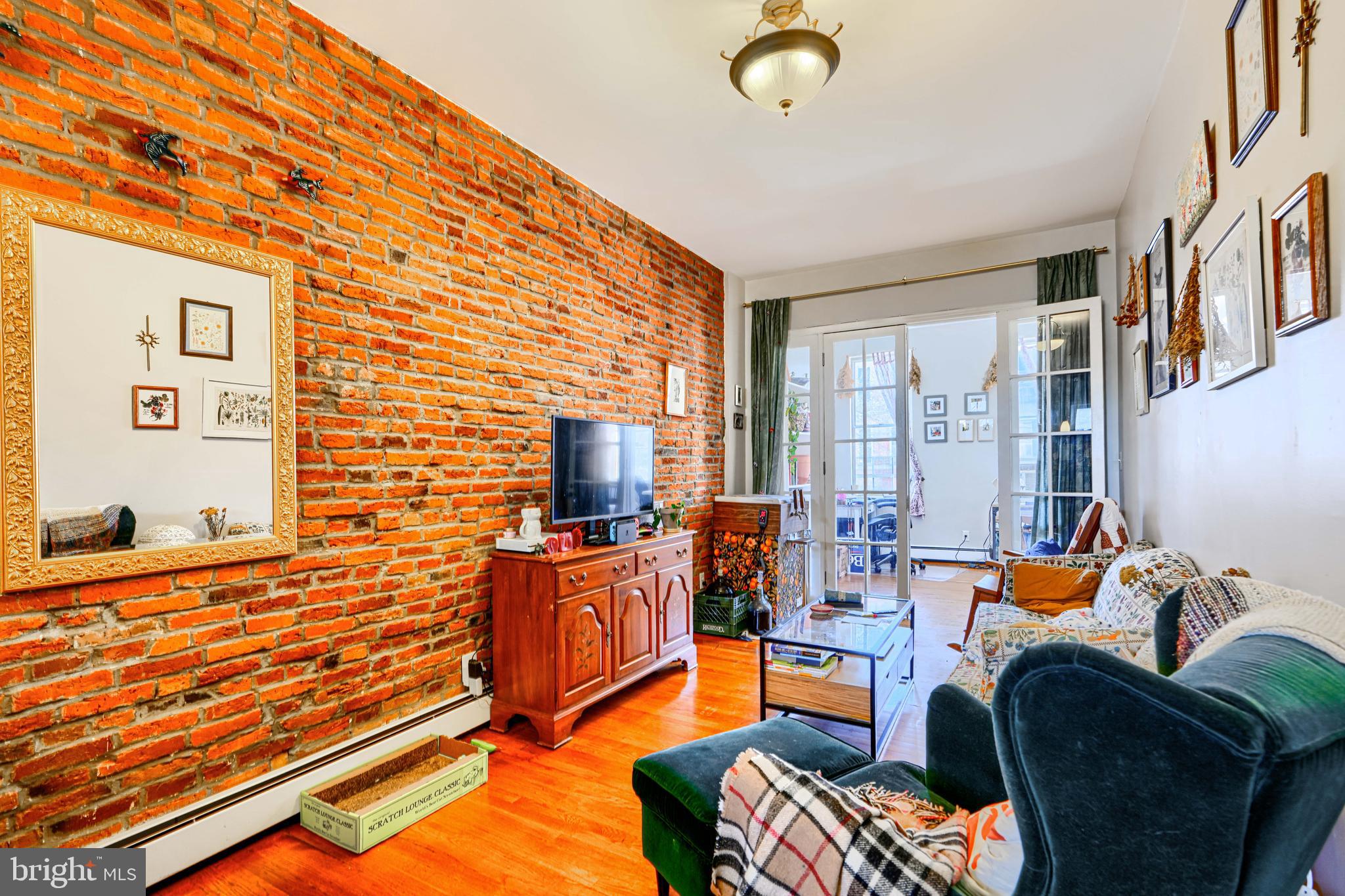 BOLTON HILL HISTORIC DISTRICT - Residential Income